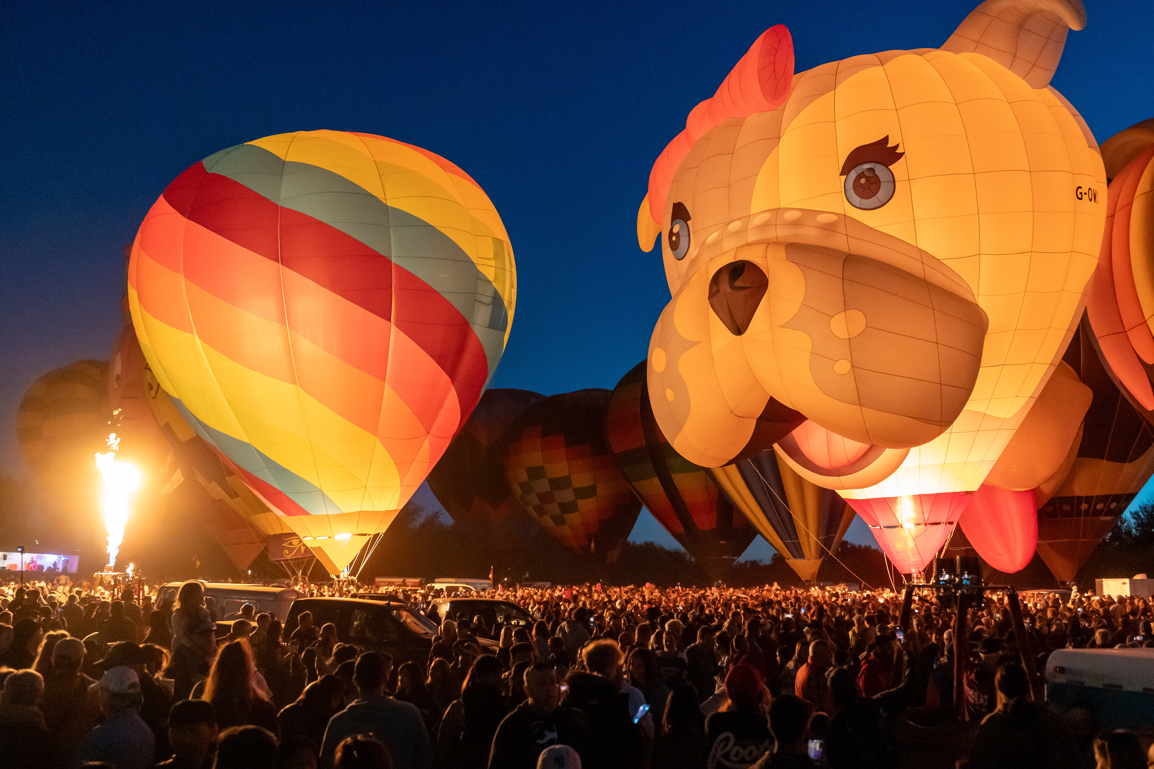 Hot-air balloons flare up for the annual Balloon Glow in High River