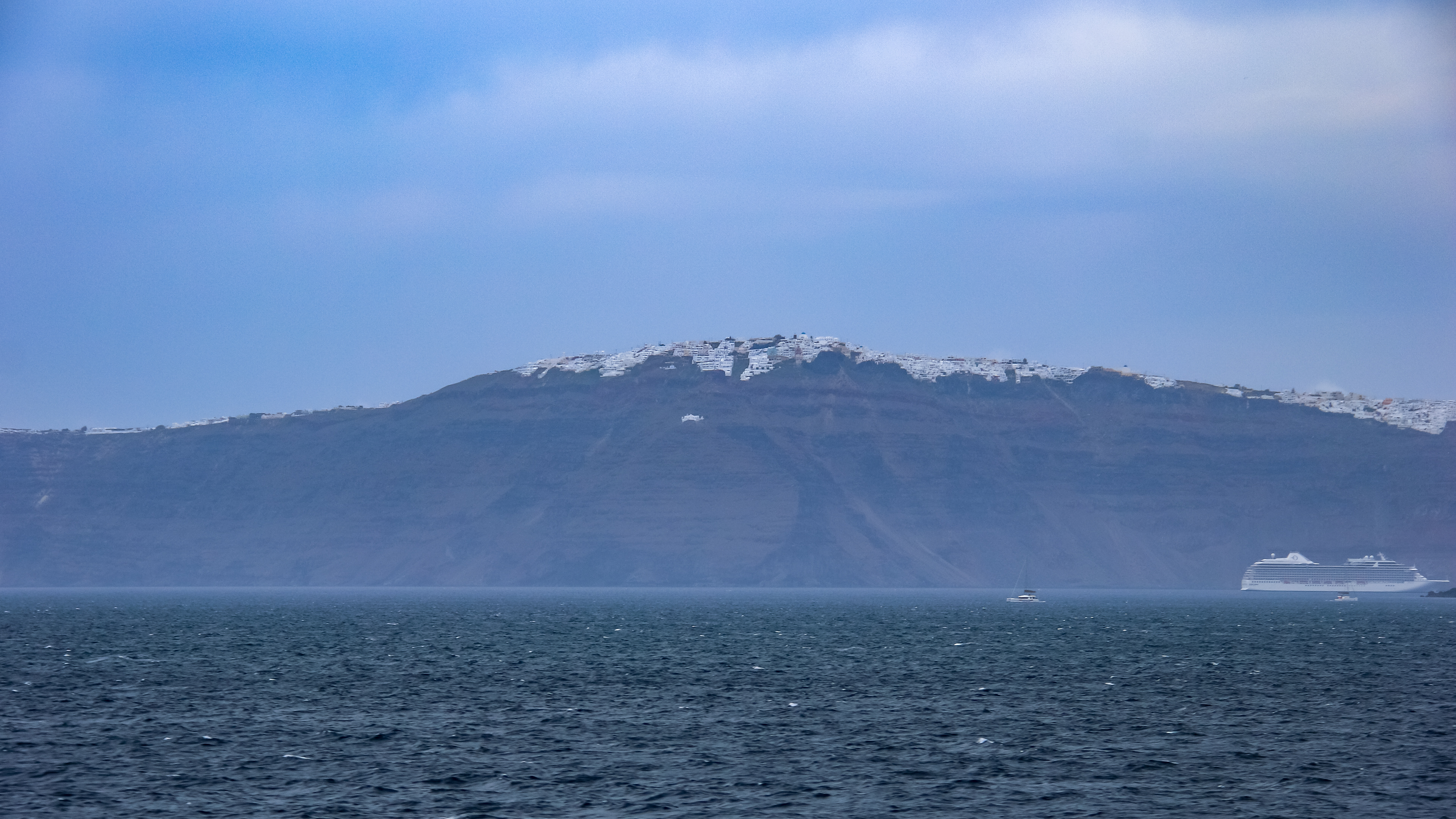 サントリーニ島 フィラの街