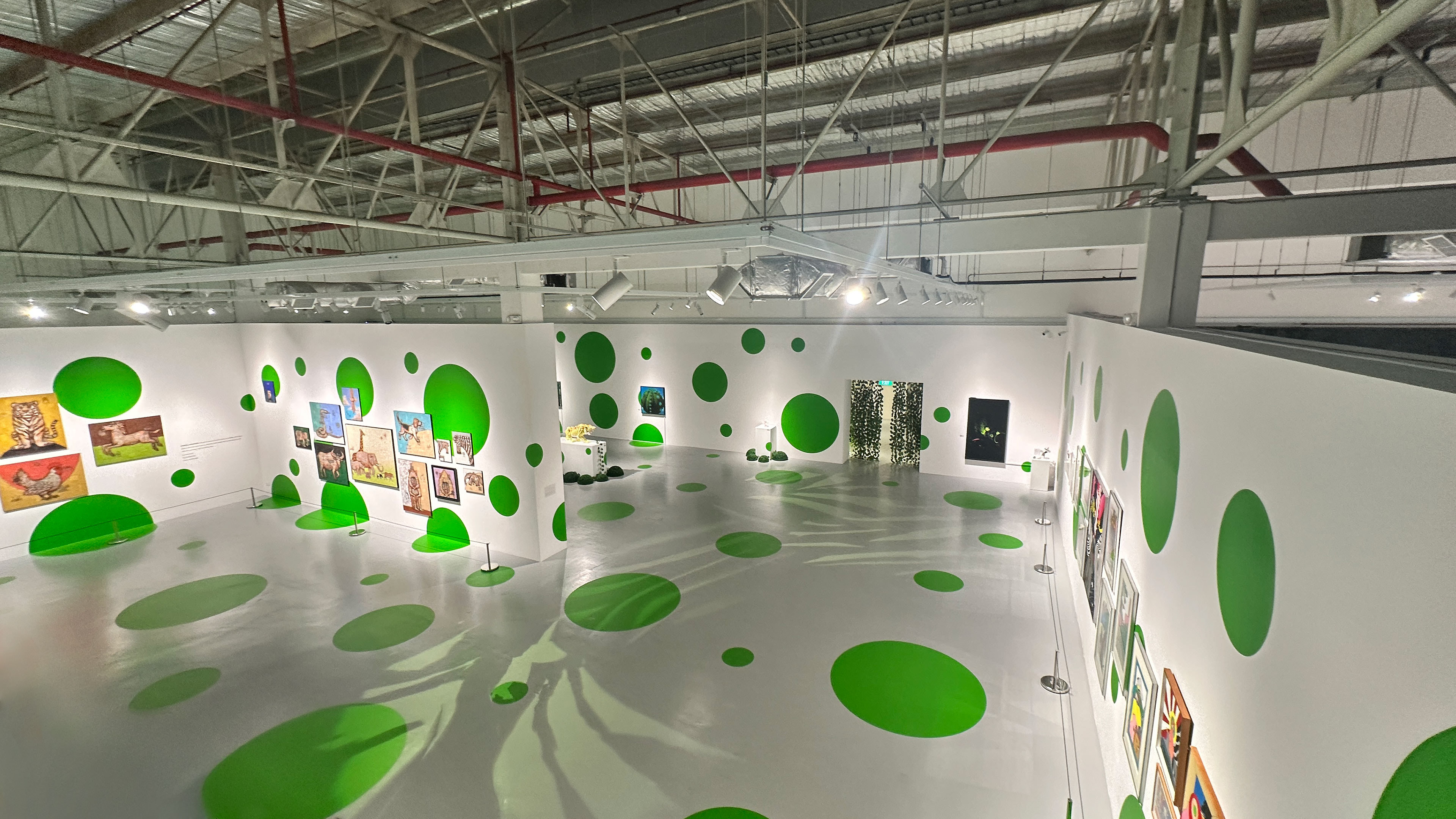 Animal Kingdom featuring works by Go Yayanagi, Yuji Kanamaru & Osamu Watanabe