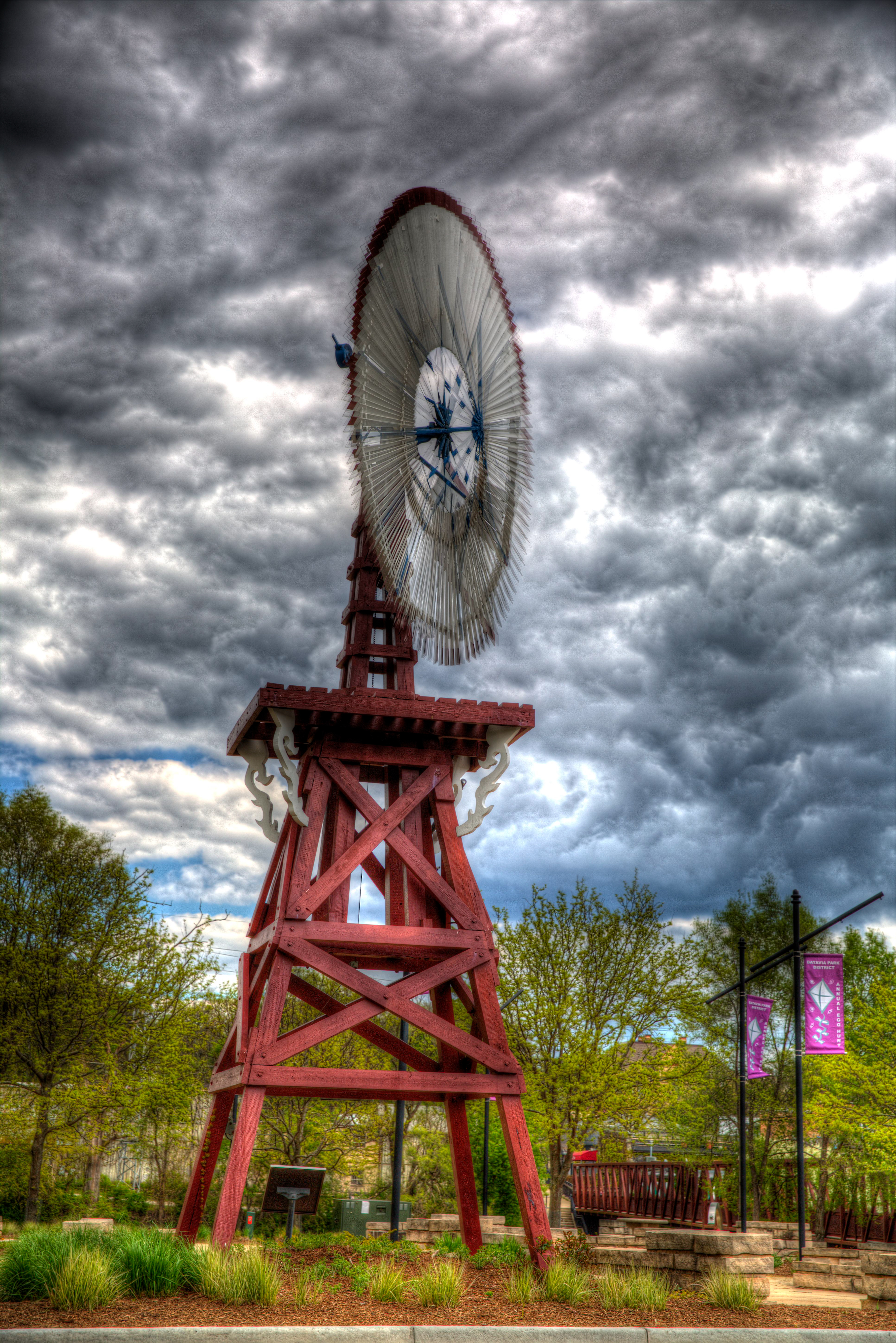 Windmil downtown Batavia