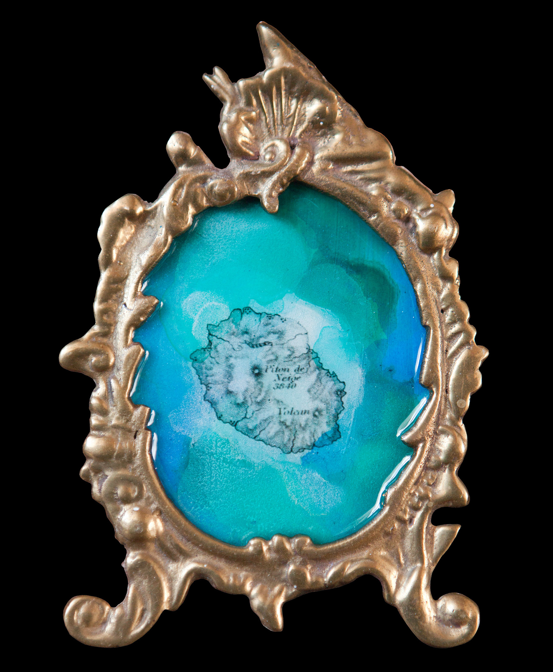 Ma Coeur 2, Acrylic and resin on board, metal 16.5cm x 10.5cm, 2017