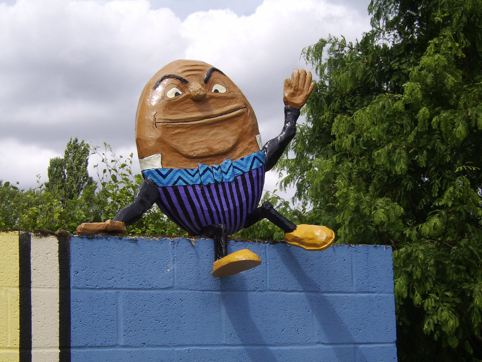 1m high Humpty for Alice in Wonderland themed afternoon