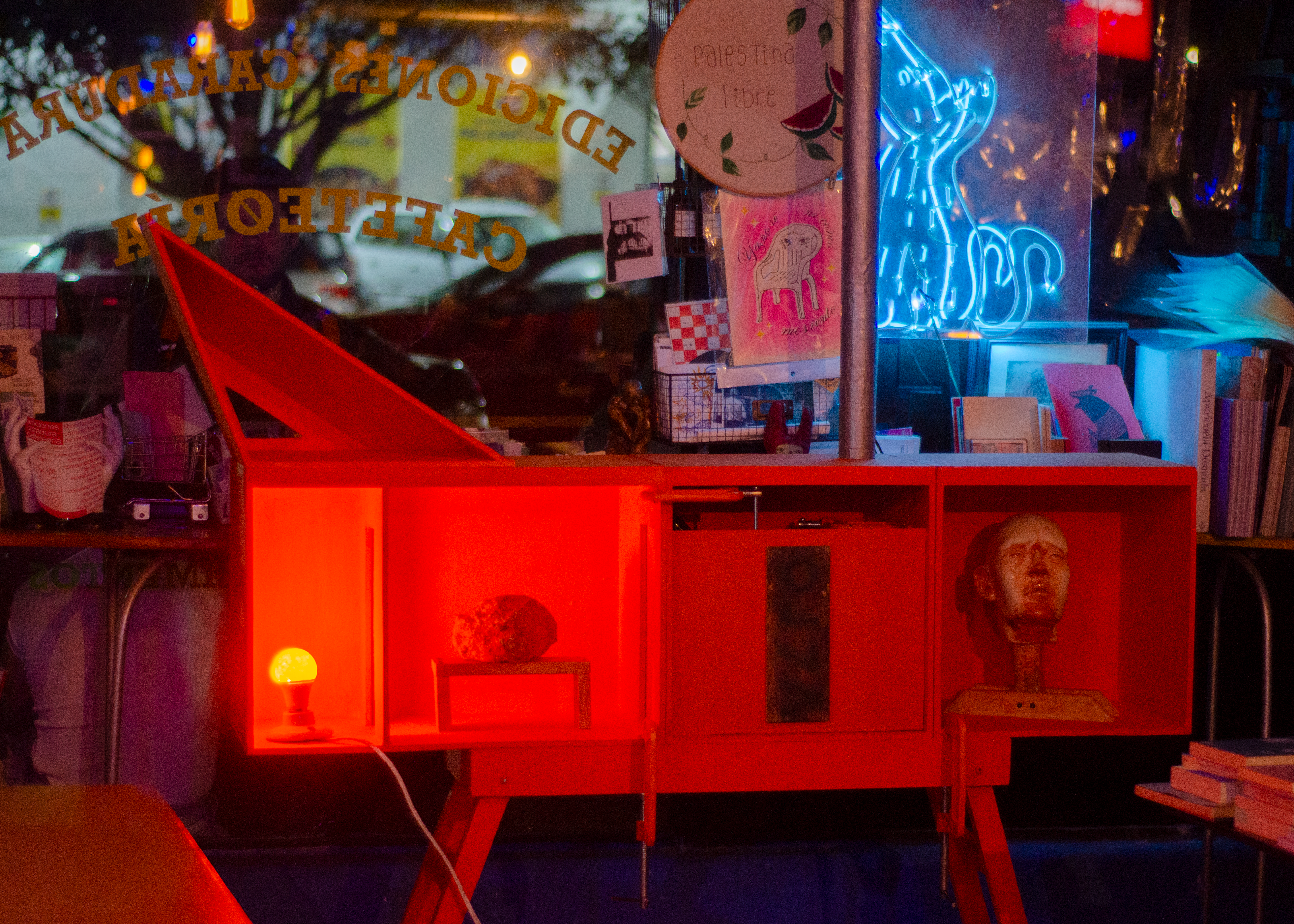 La Casita en Ediciones Caradura