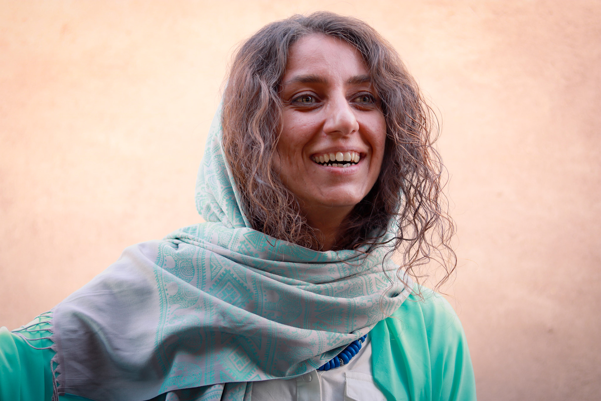 Sra. Azade Kazemi