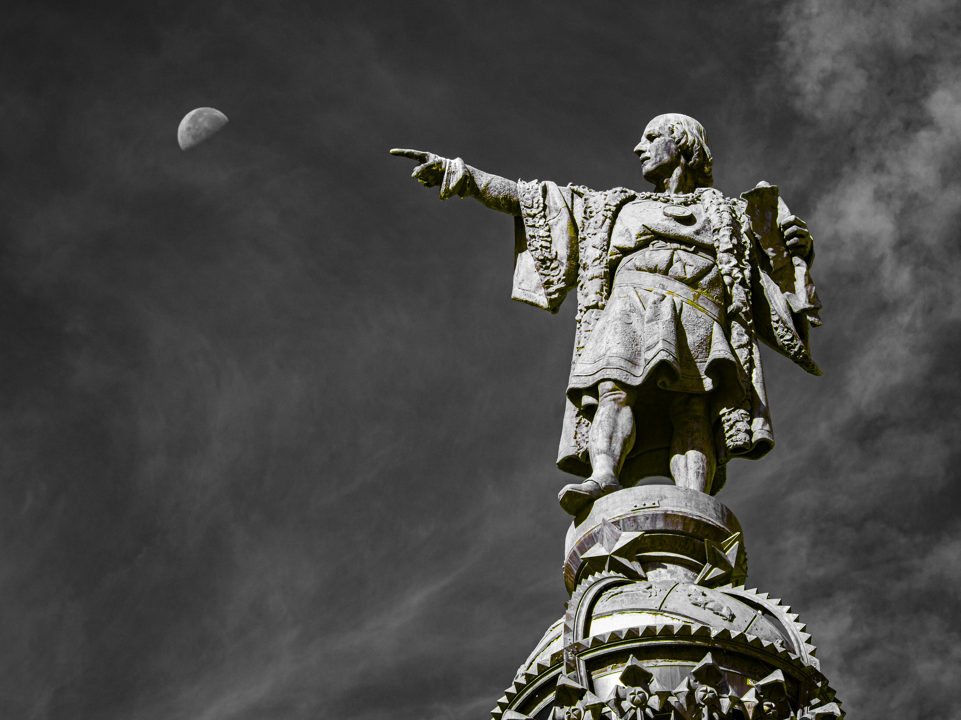 Barcelona. 590nm infrared.