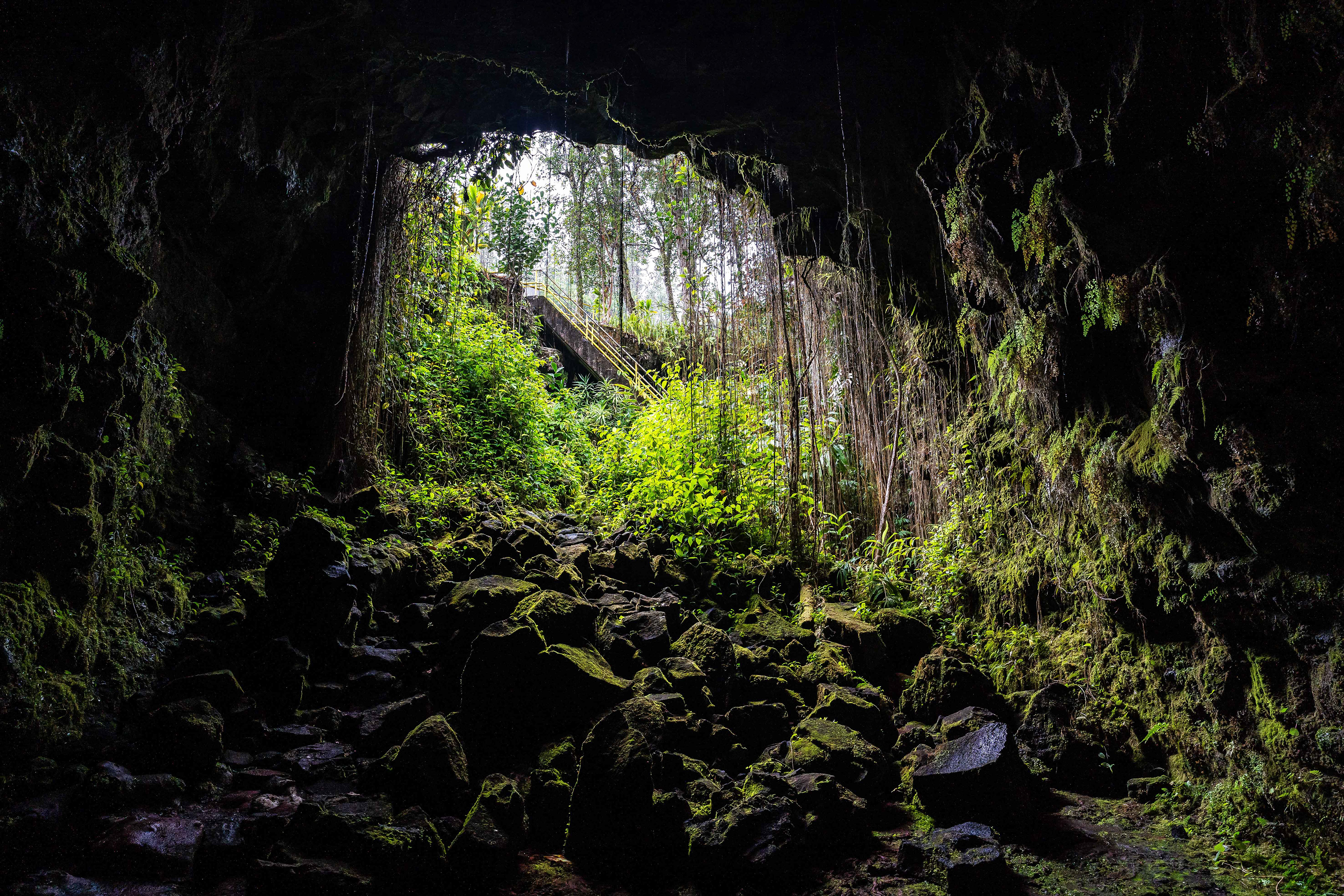 Volcanos National Park.