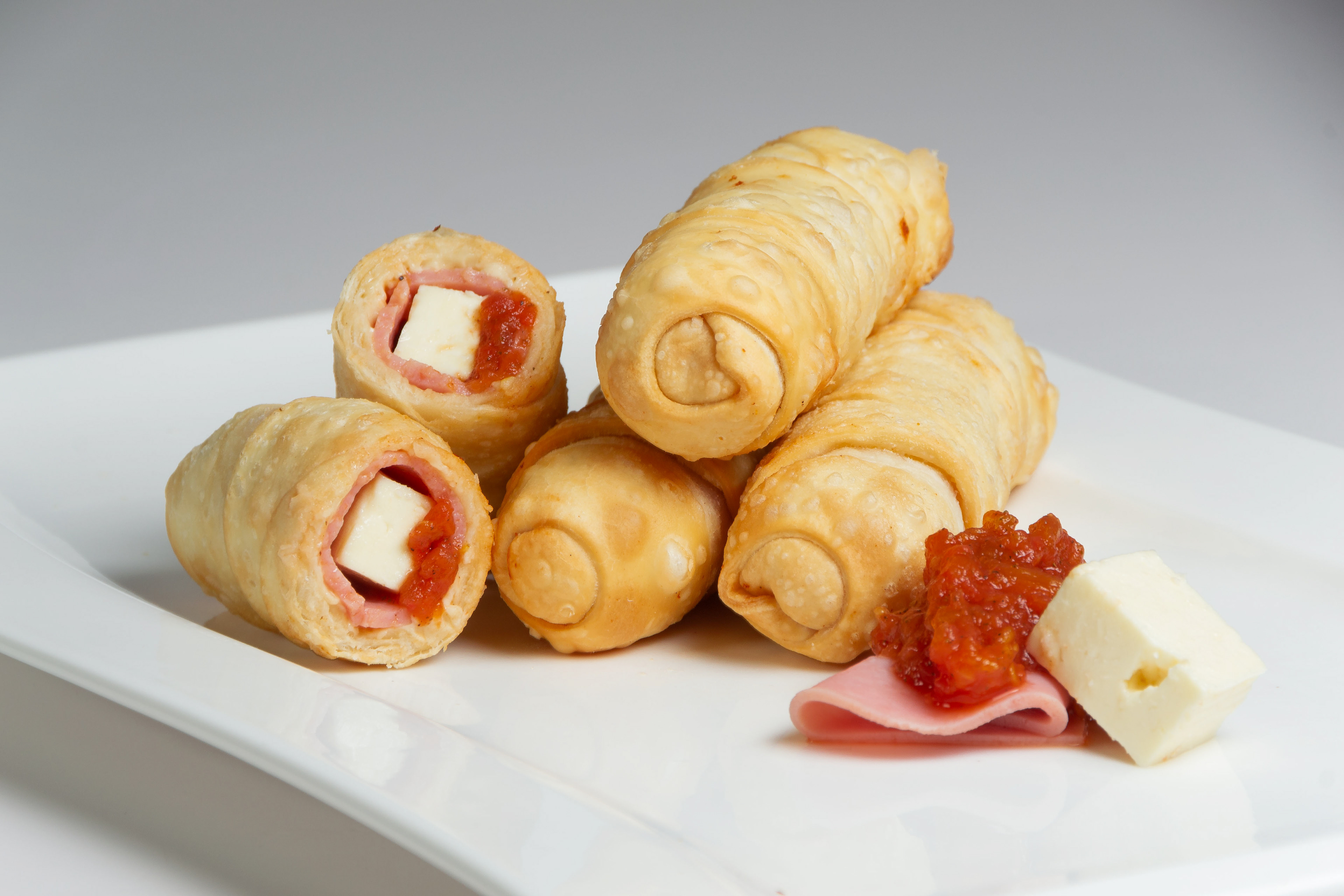 Tequeños de pizza