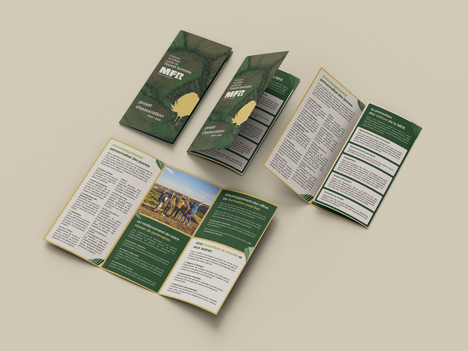 Brochure - Intérieur