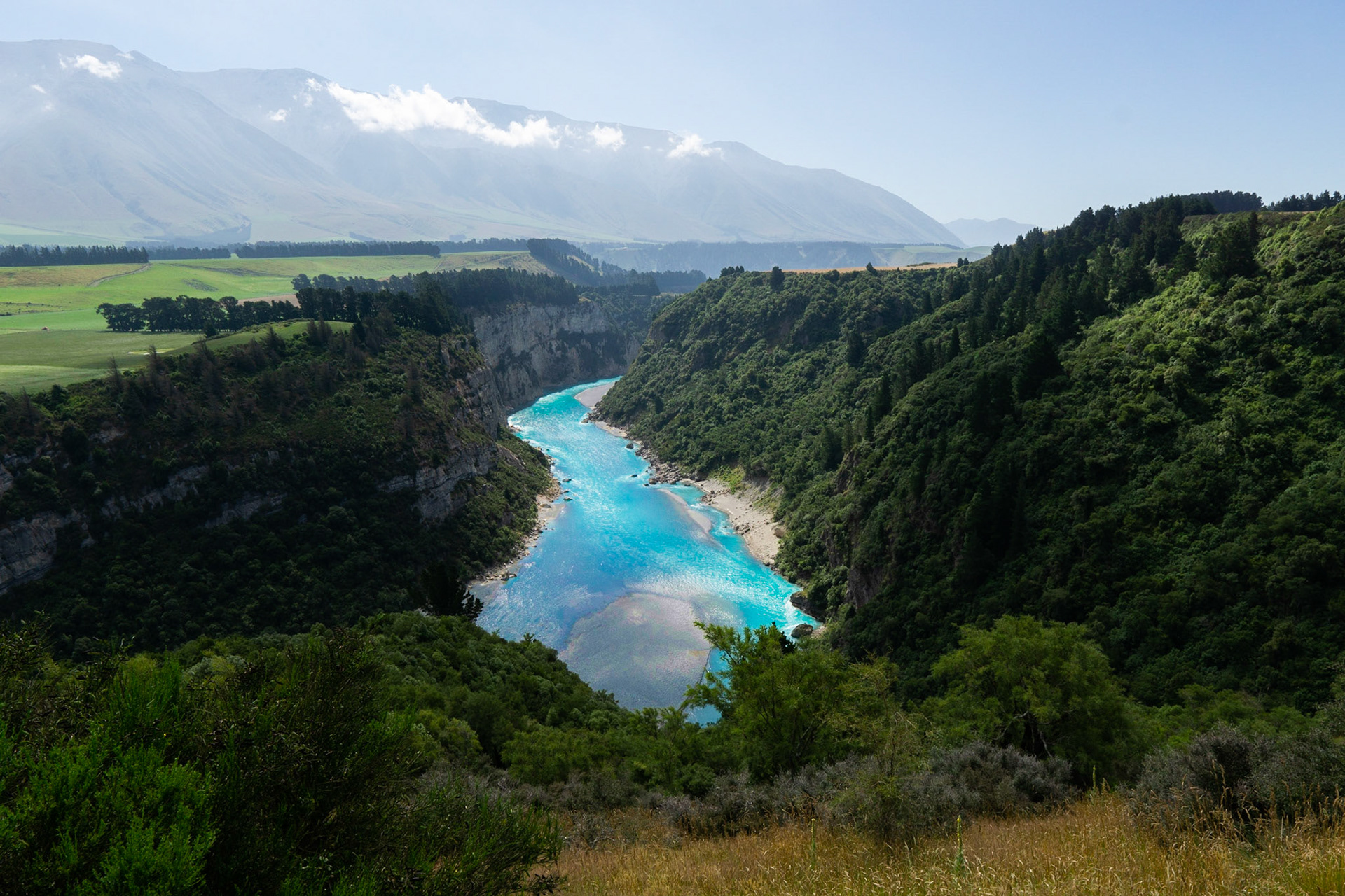 The effect of glacial silt on the colour of the Rakaia River, Rakaia Gorge, New Zealand