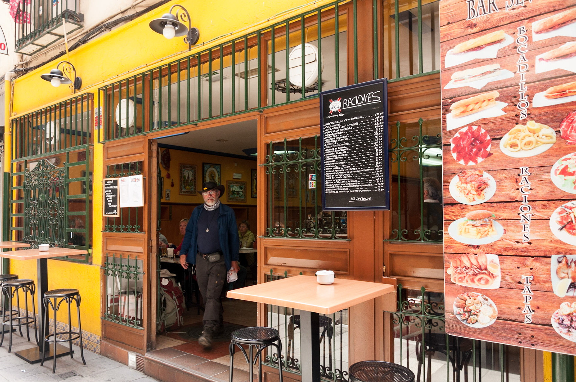 tapas bar