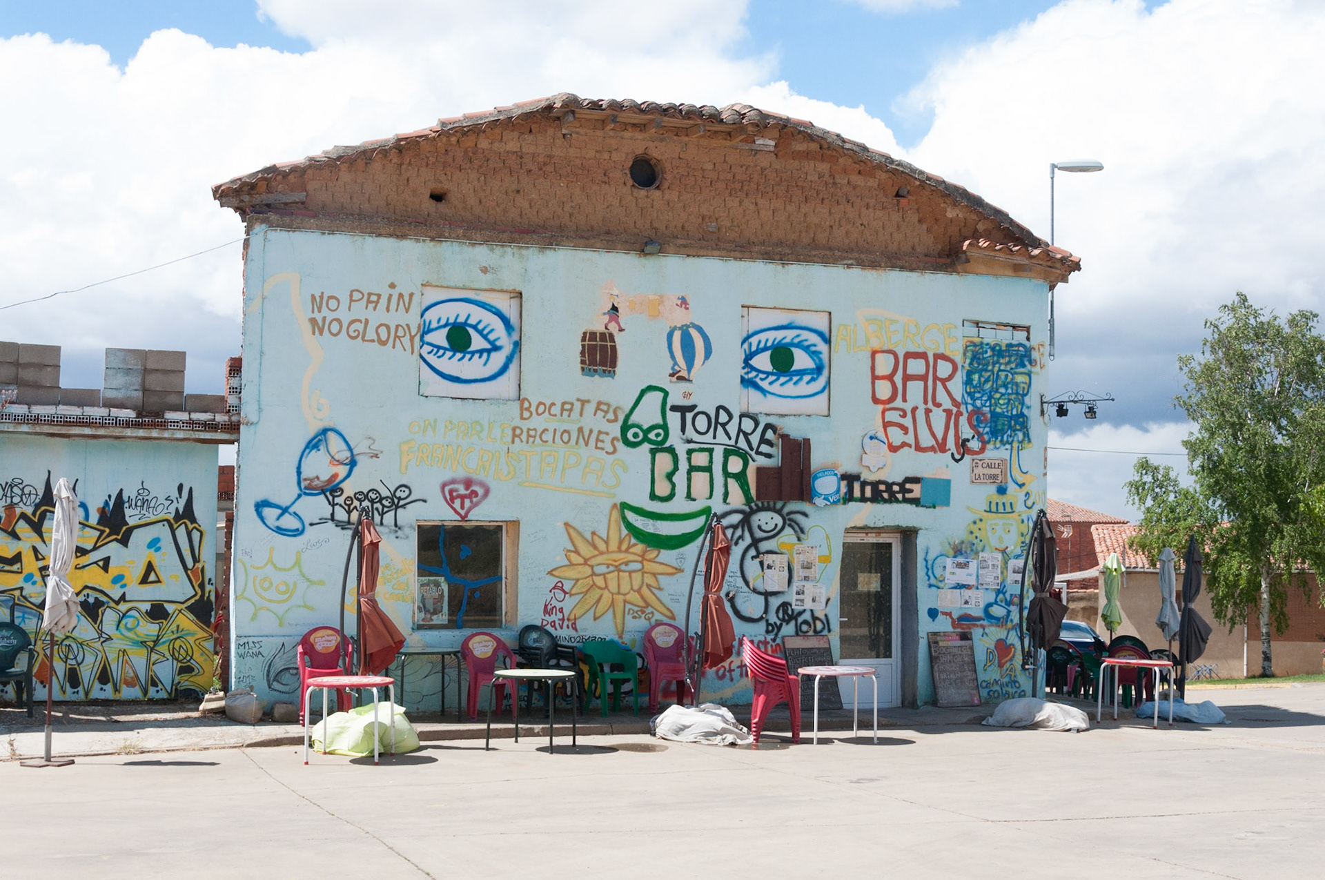 Elvis bar