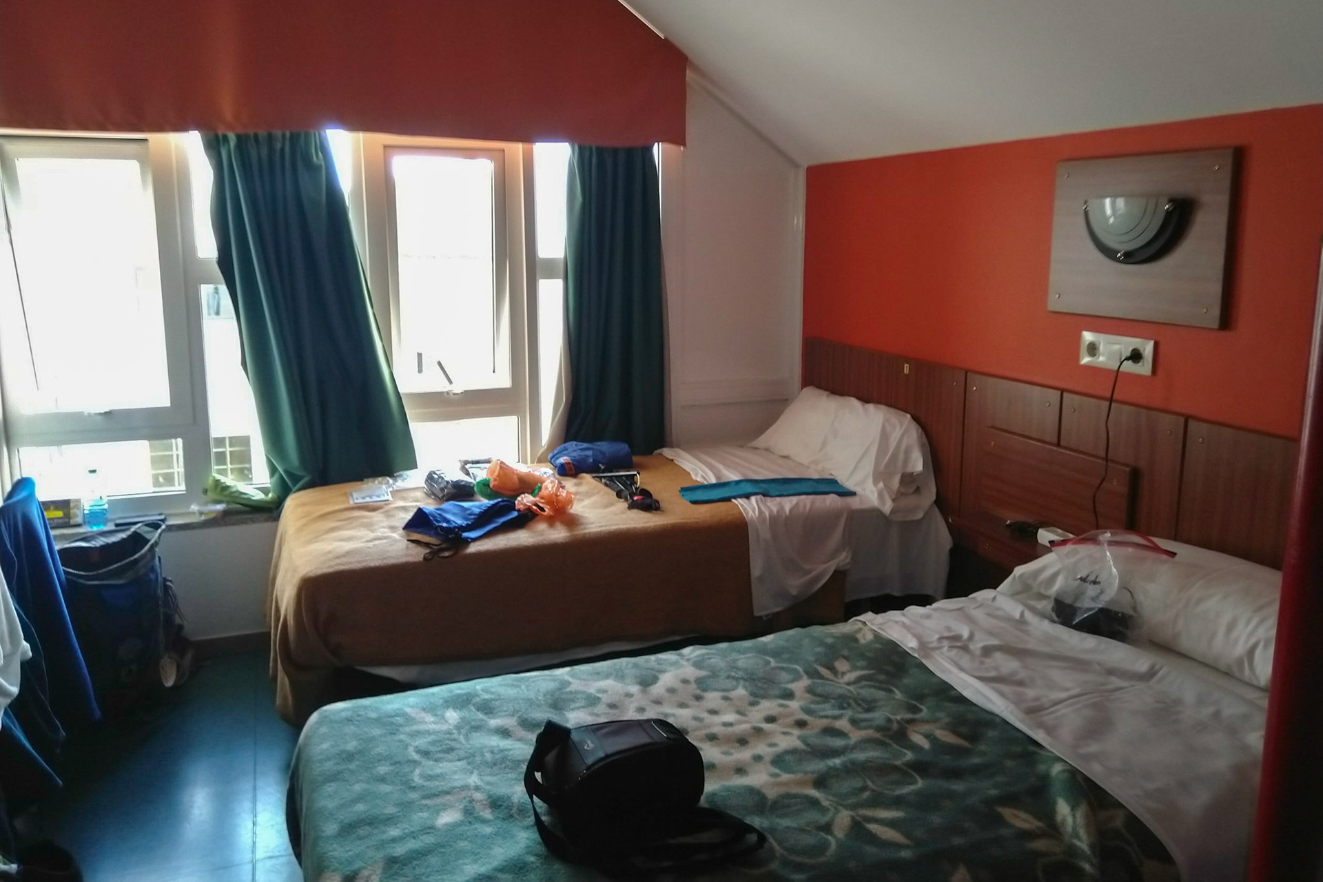 Loop-in hostel