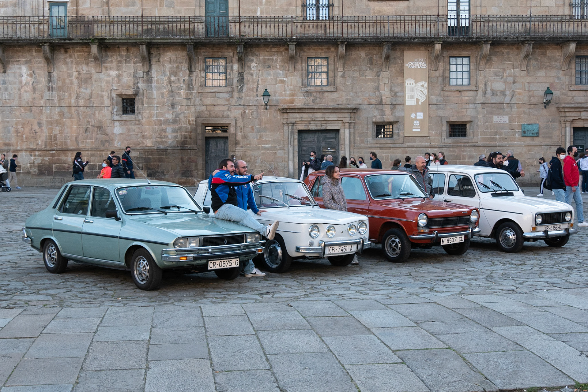 Plaza Obridoiro : Renault club