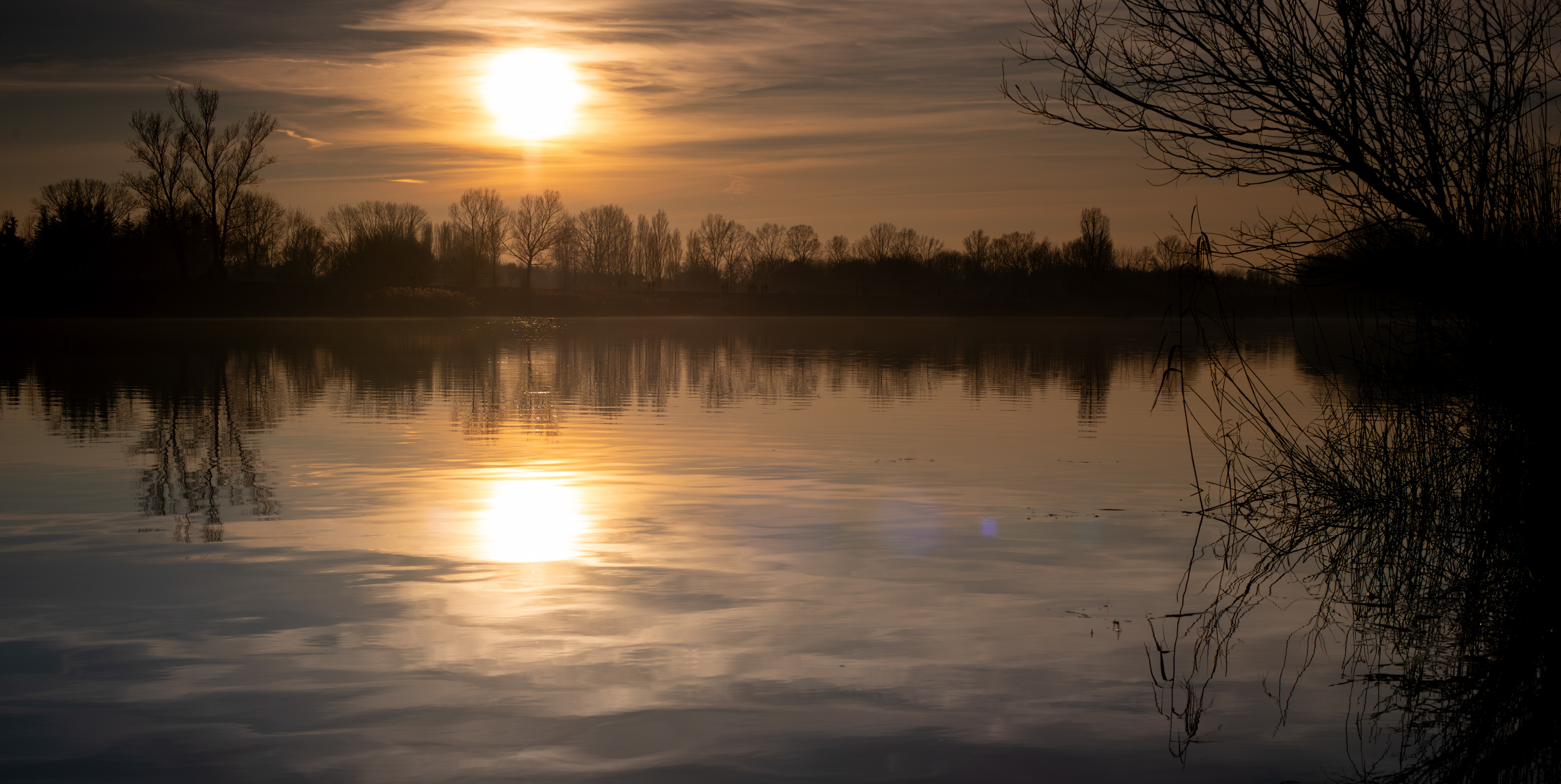 Lac des Eaux Bleues - Miribel