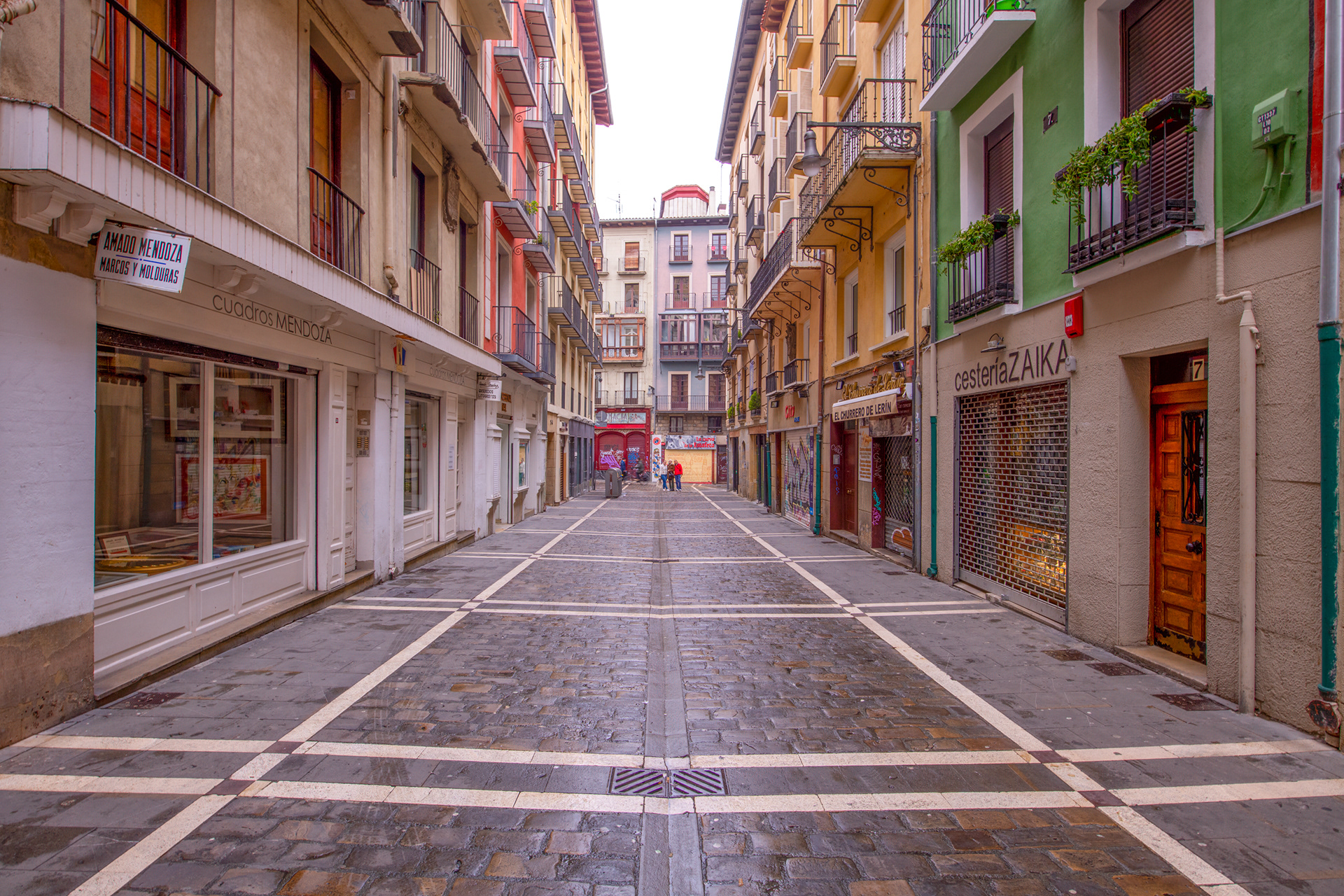Calle de la Estafeta - Pamplona, Navarra, Spain