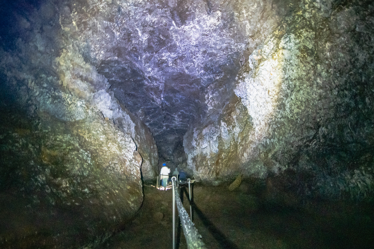 Vatnshellir cave