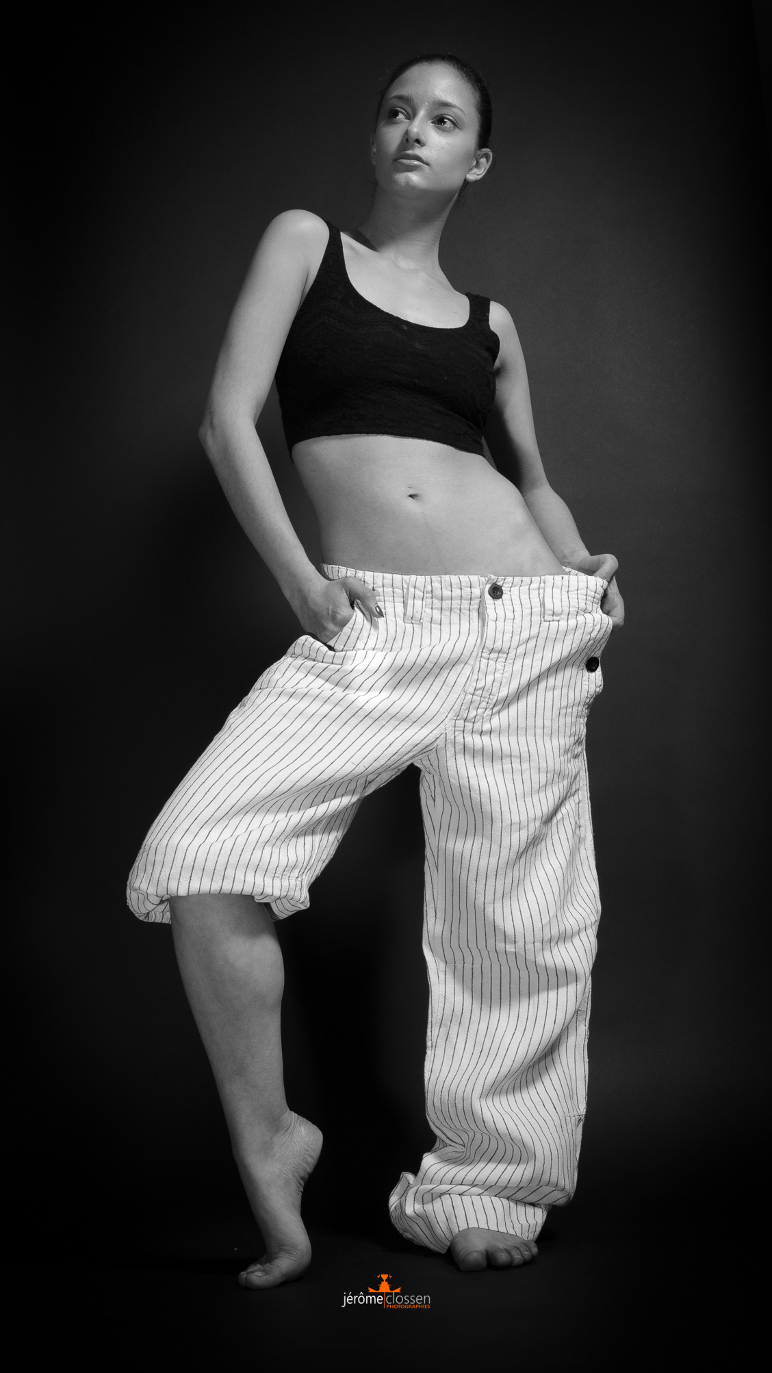 portrait / femme / studio / regard / danse