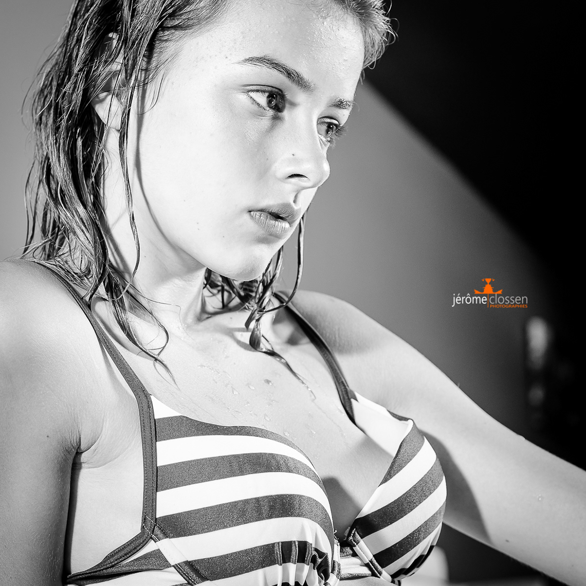 portrait / femme / studio / regard