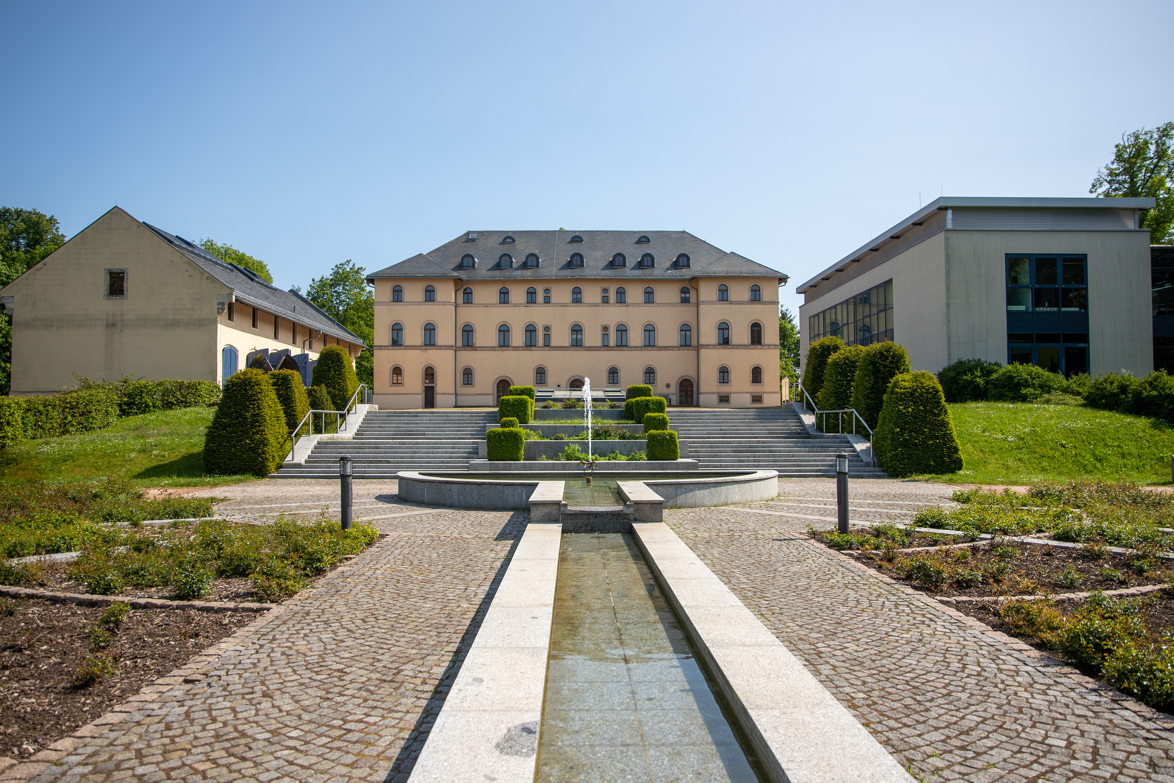 @Schlosspalais_Lichtenstein