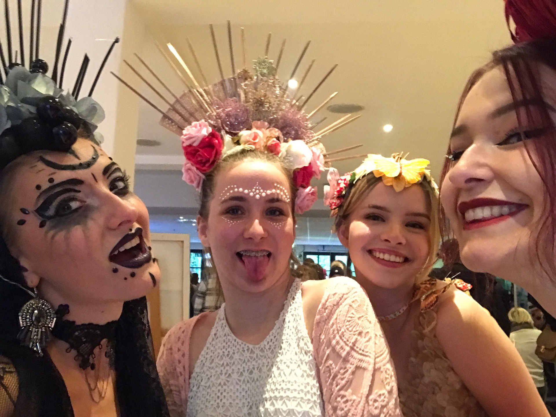 selfie time @Pia, @Selina, @Lena and @Maditha