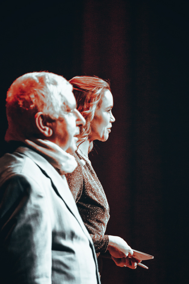 @Julia_Ures and @Erwin_Grosche