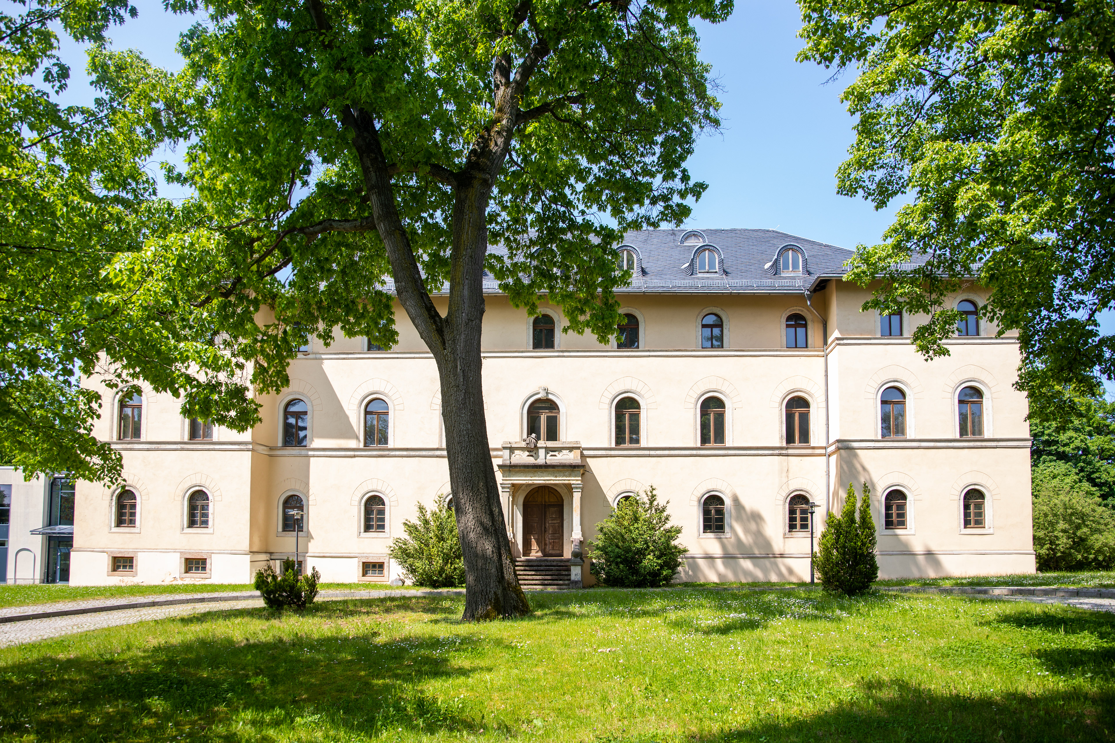 @Schlosspalais_Lichtenstein
