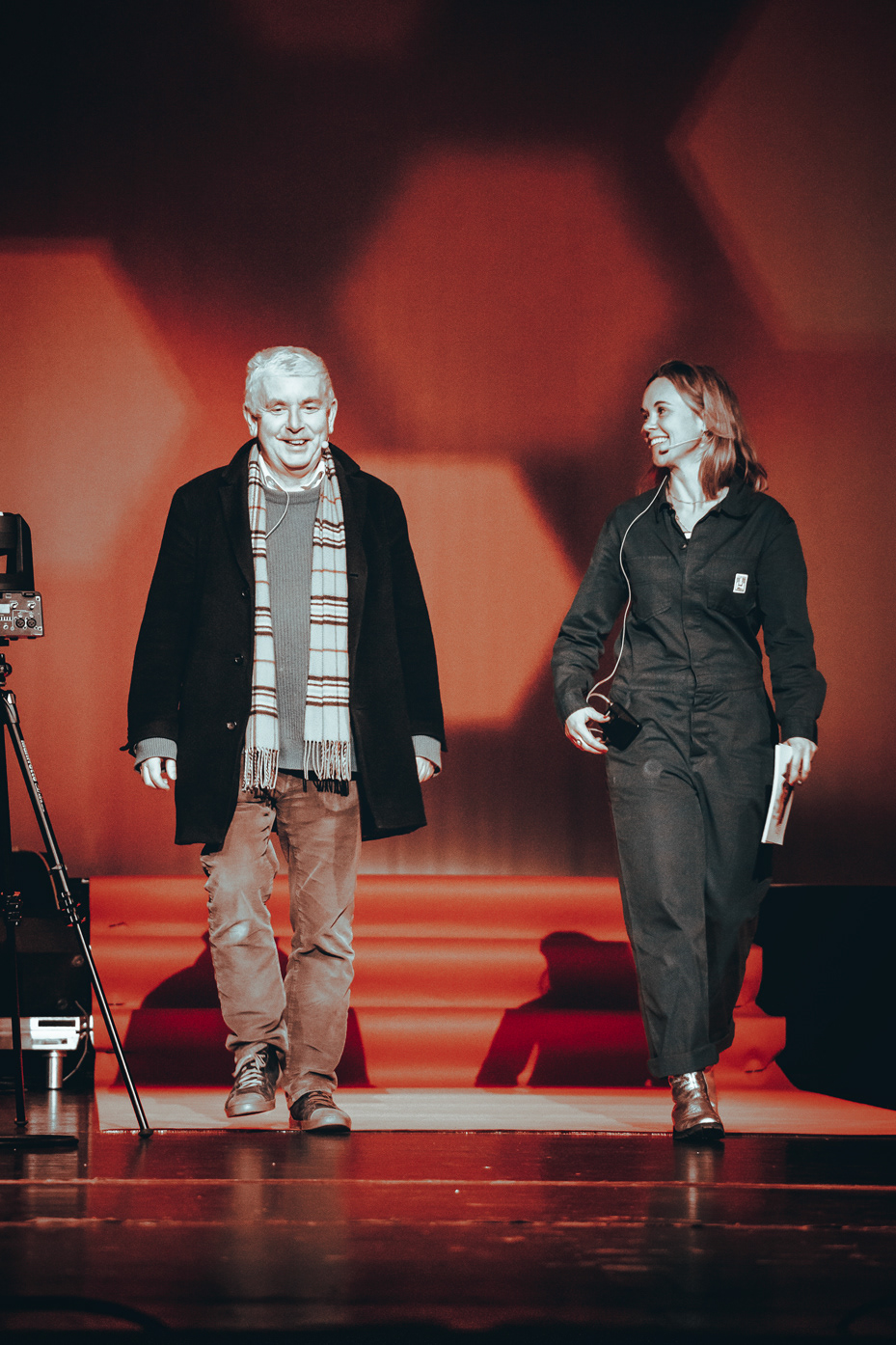 test walk, @Jule smiles so lovely