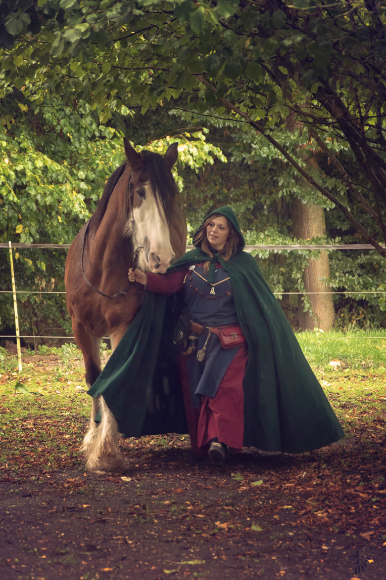 Rhia and the work horse