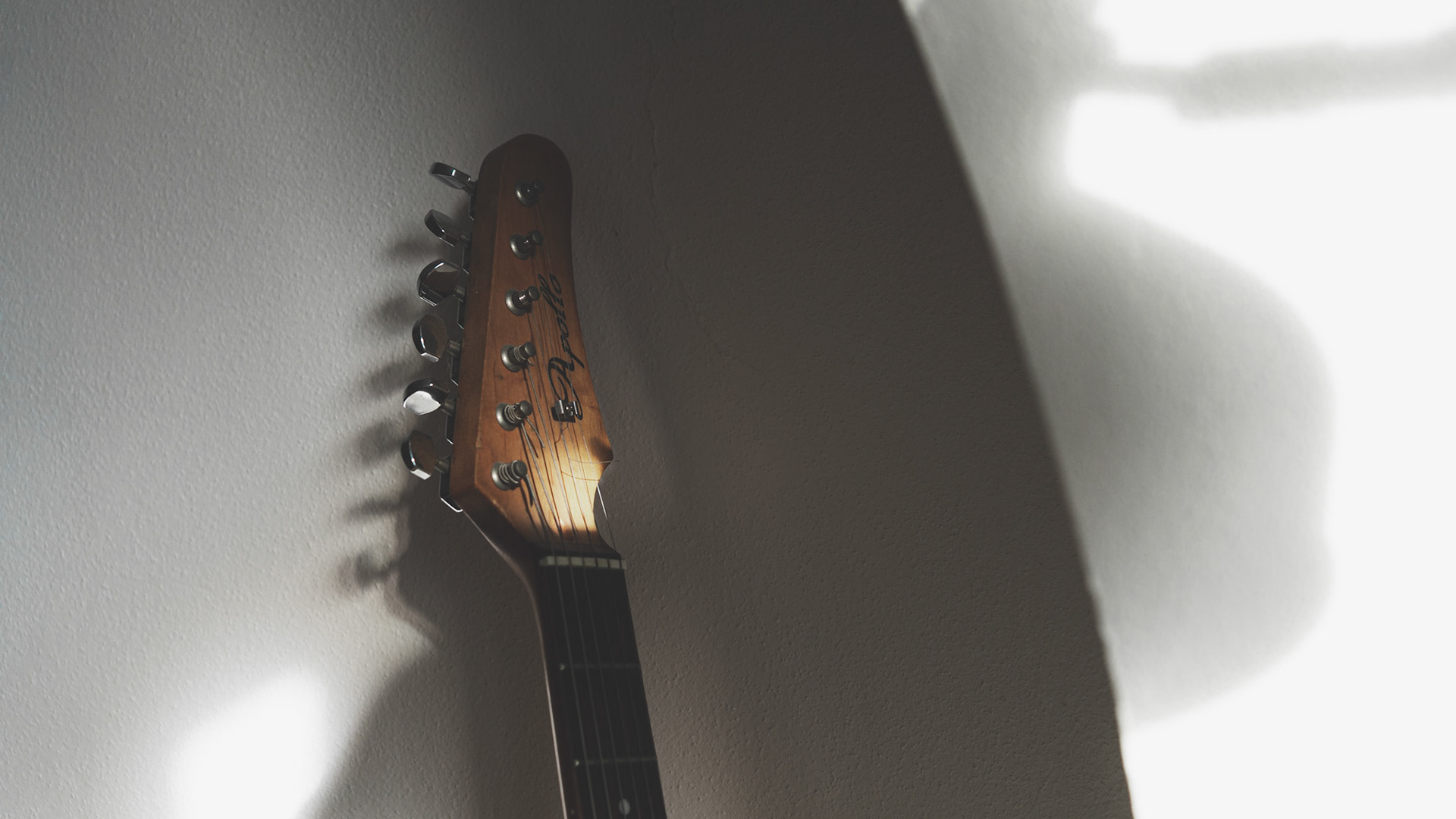 2024-09-30 Play me 🎸