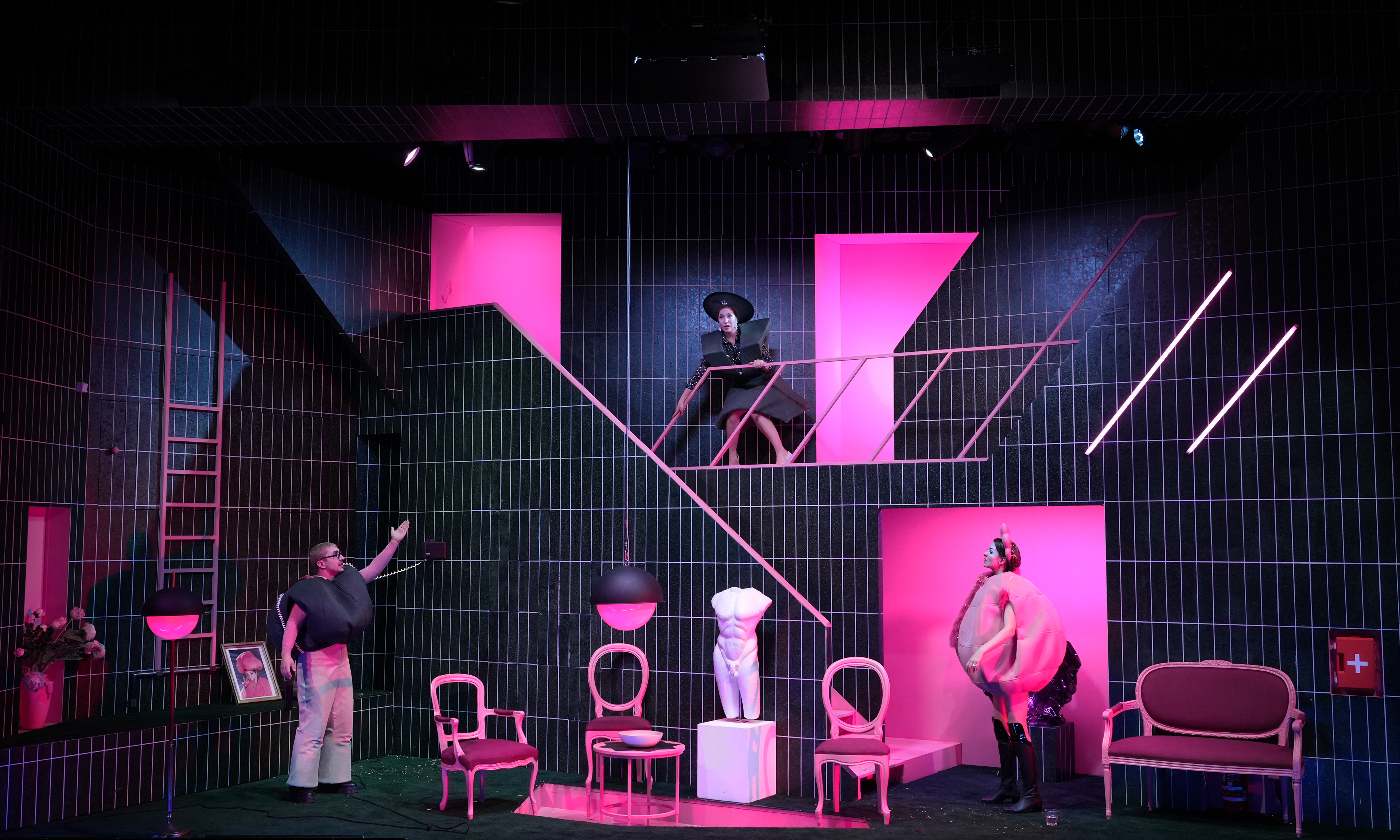 © Karl & Monika Forster