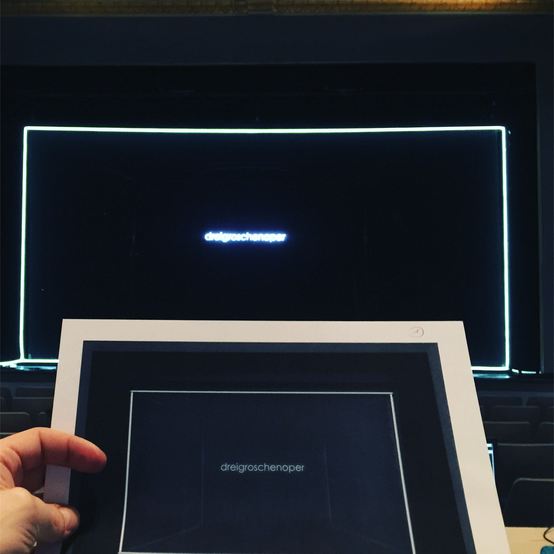 Die Dreigroschenoper - Modell vs. Realität