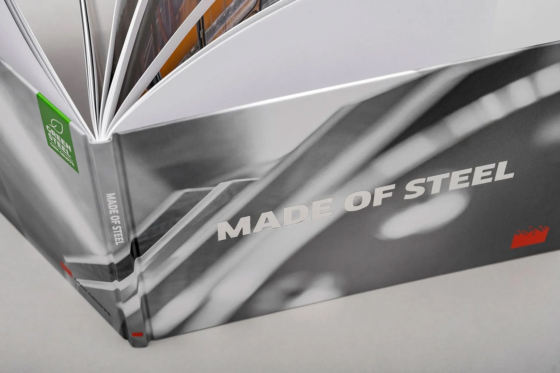 Buch "Made of Steel"