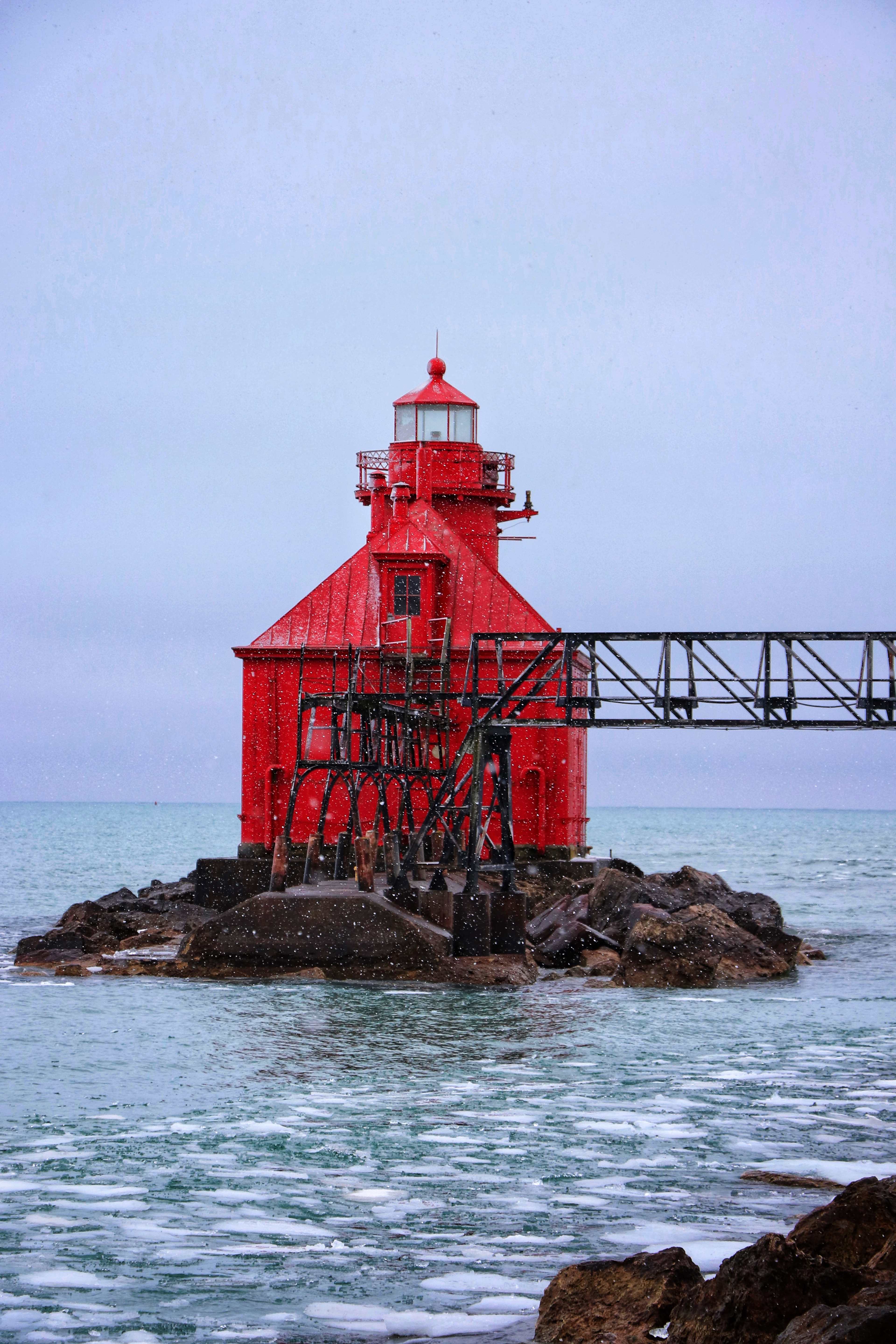Sturgeon Bay Canal North Pierhead Lighthouse, Lake Superior,  WI