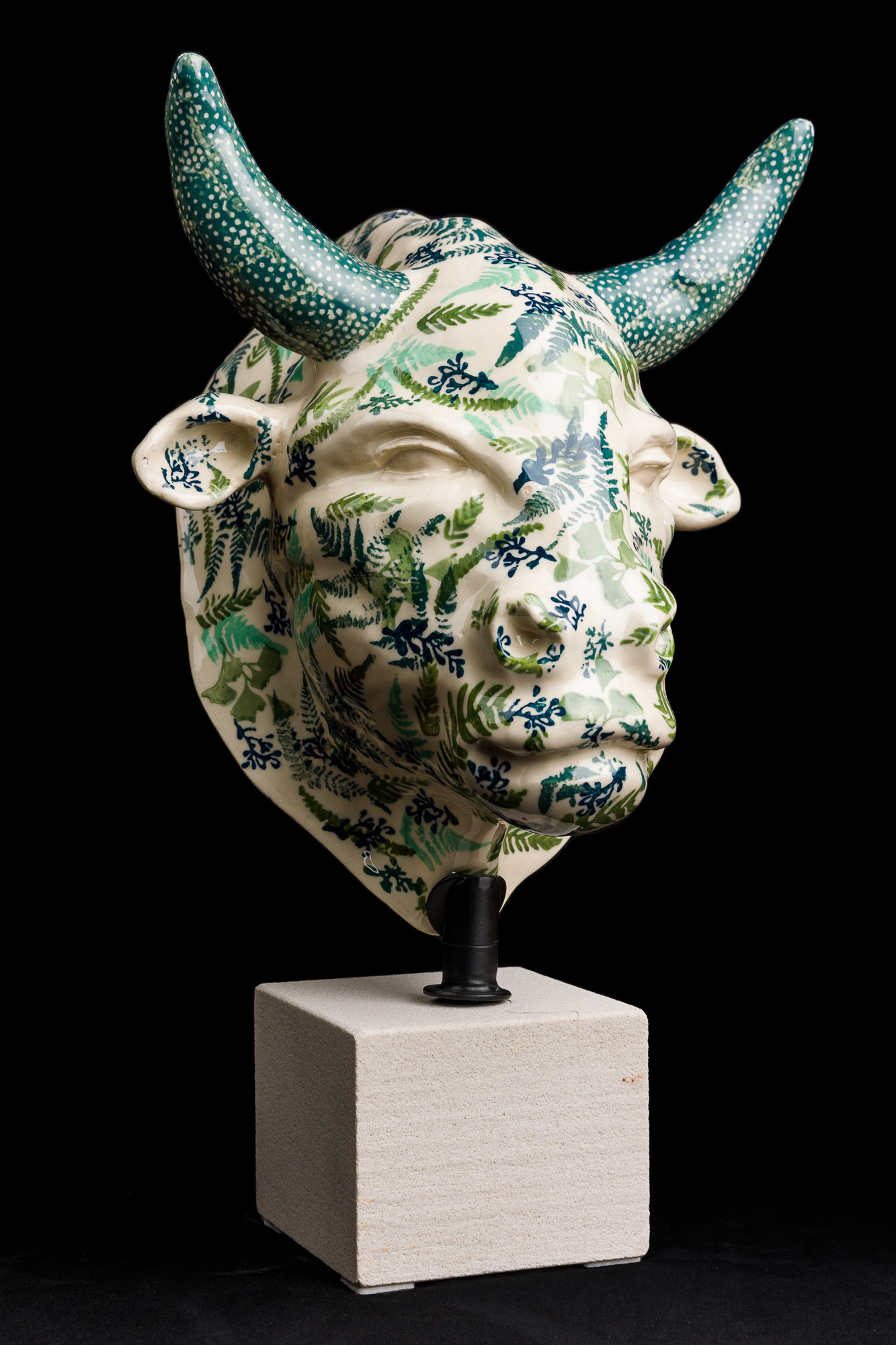 Hand made in collaboration with Manufaktura
