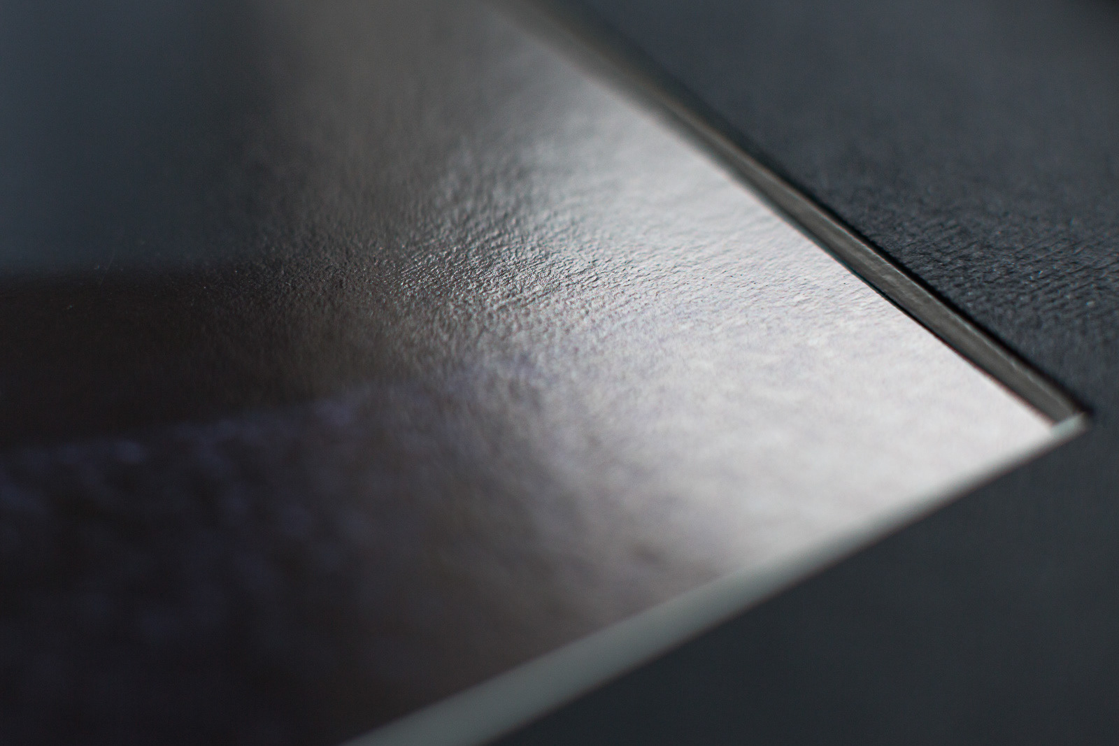 Faktura papieru barytowego. Photography by © Ewa BRYKOWSKA. All Rights Reserved.