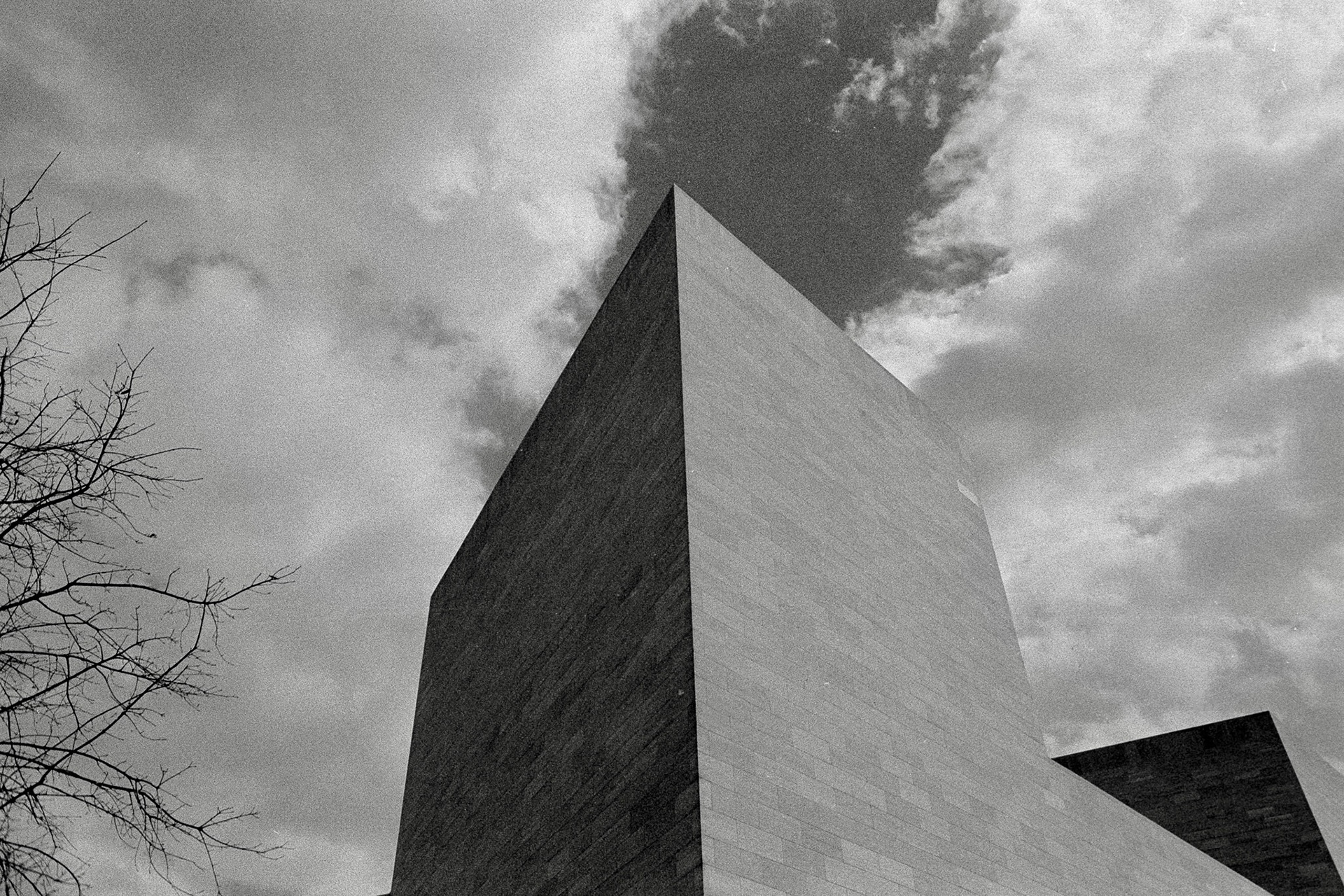 Nikon FM | Kentmere 100 , +1 dev