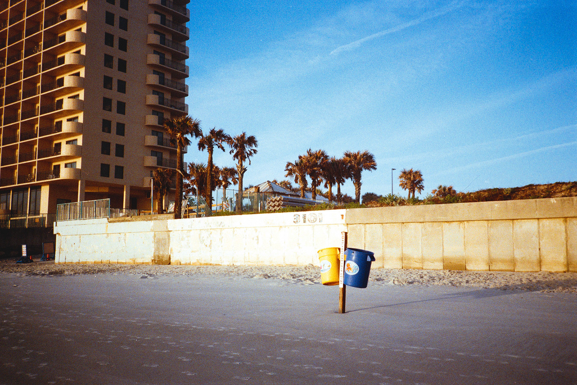 Olympus XA2 | Fuji 400