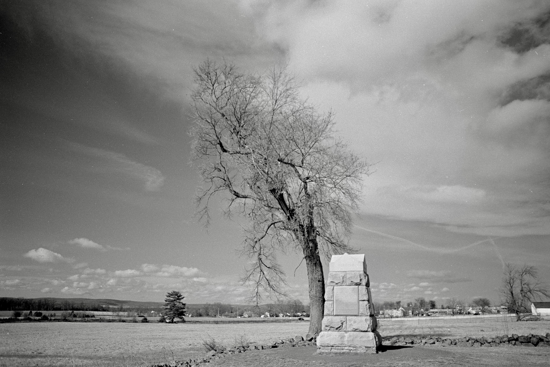 Nikon FM | Nikon Nikkor 28mm f2.8 | Rollei RPX 25Scanned with Plustek 8200iHome developed in D-76 1+1