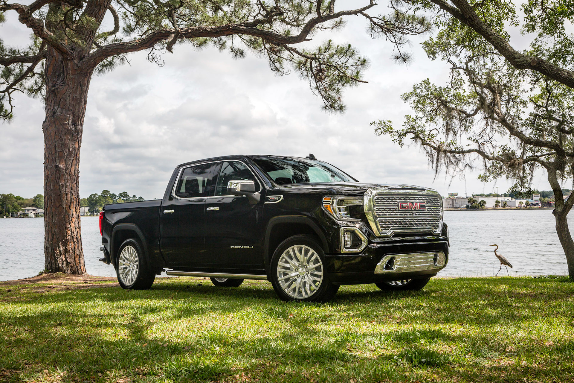 GMC Sierra 1500 at Frances Park in Cinco Bayou, Florida