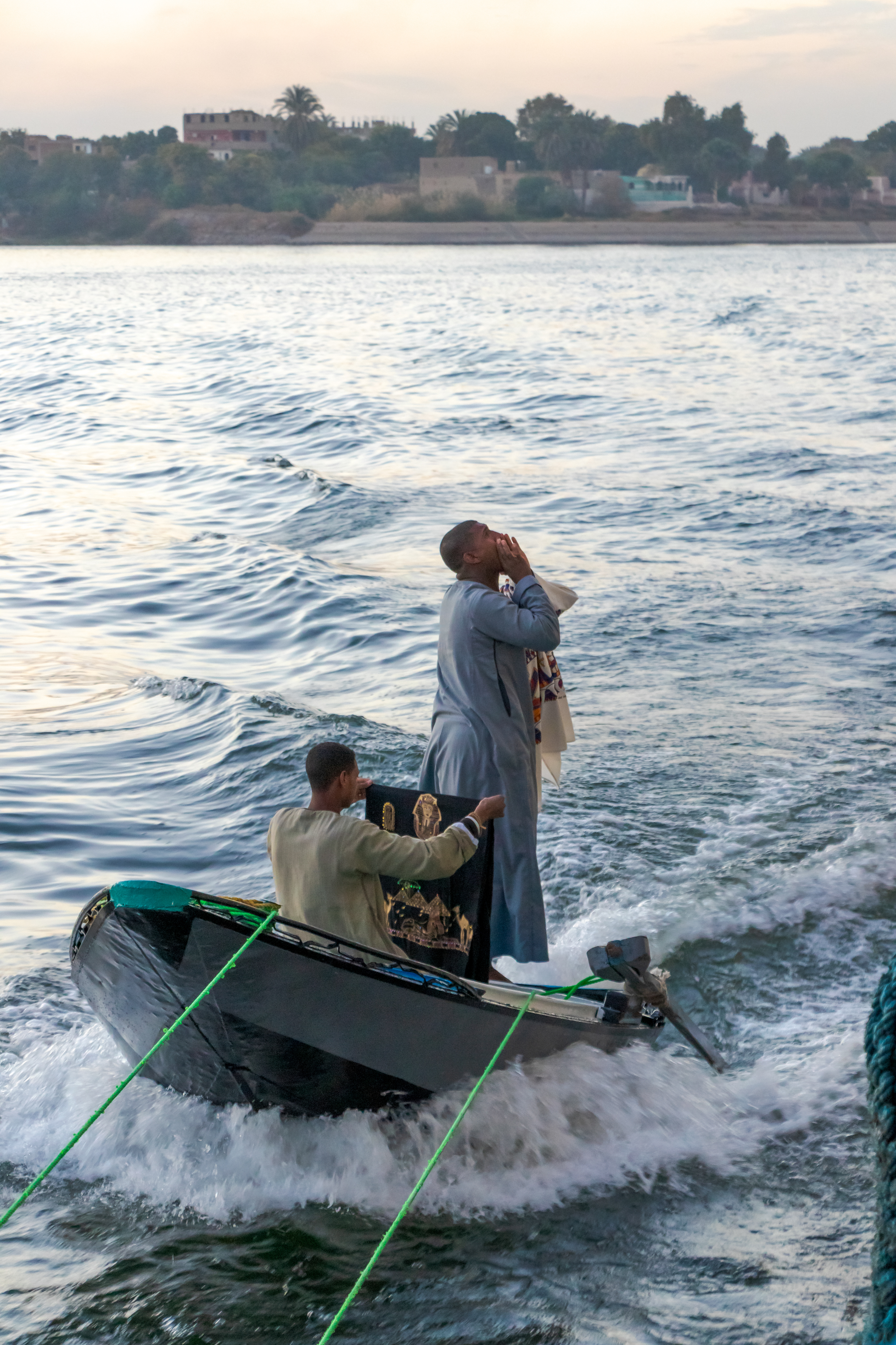 Sellers in a boat on the Nile River