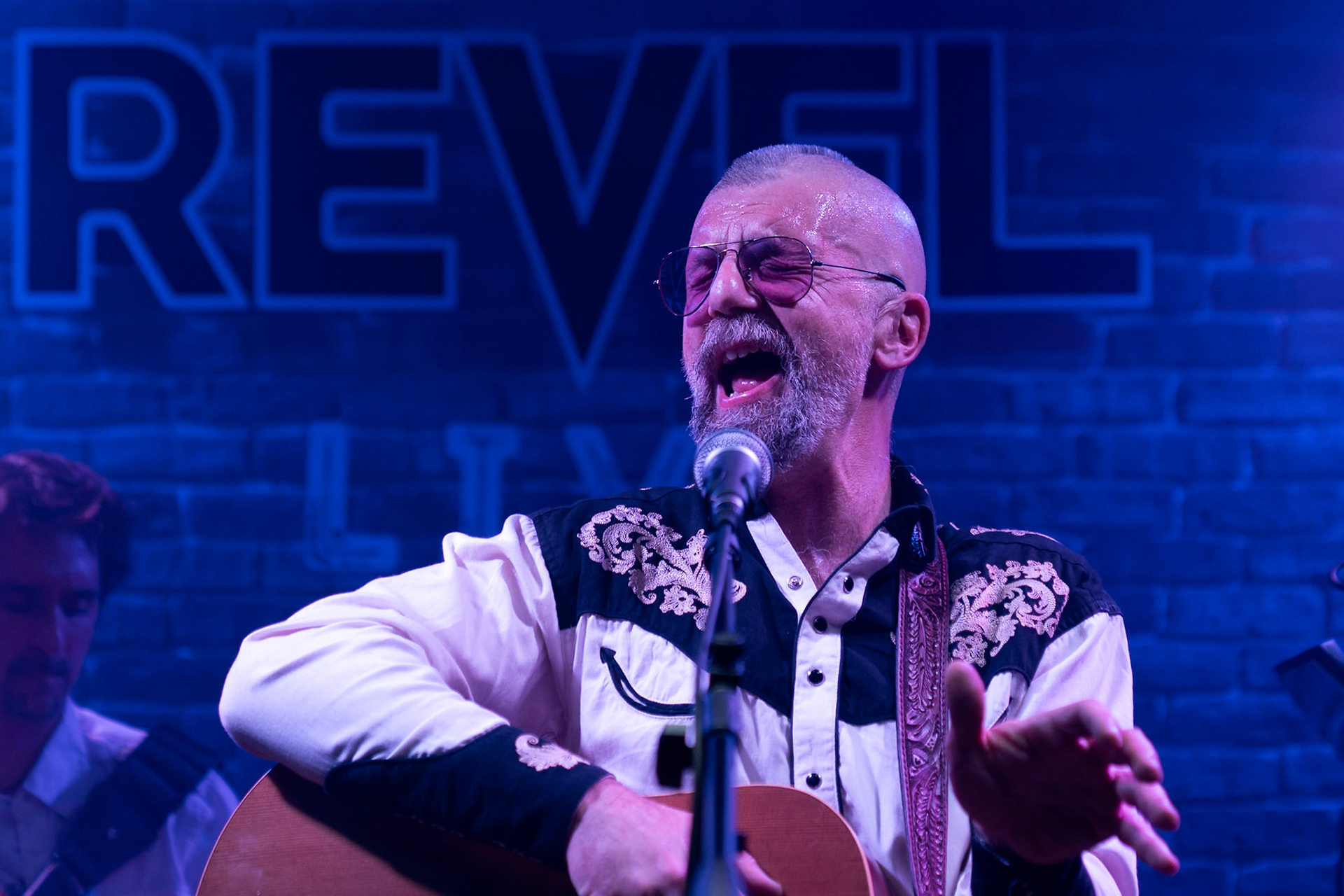 La band Bepi and the Prismas live in concerto.