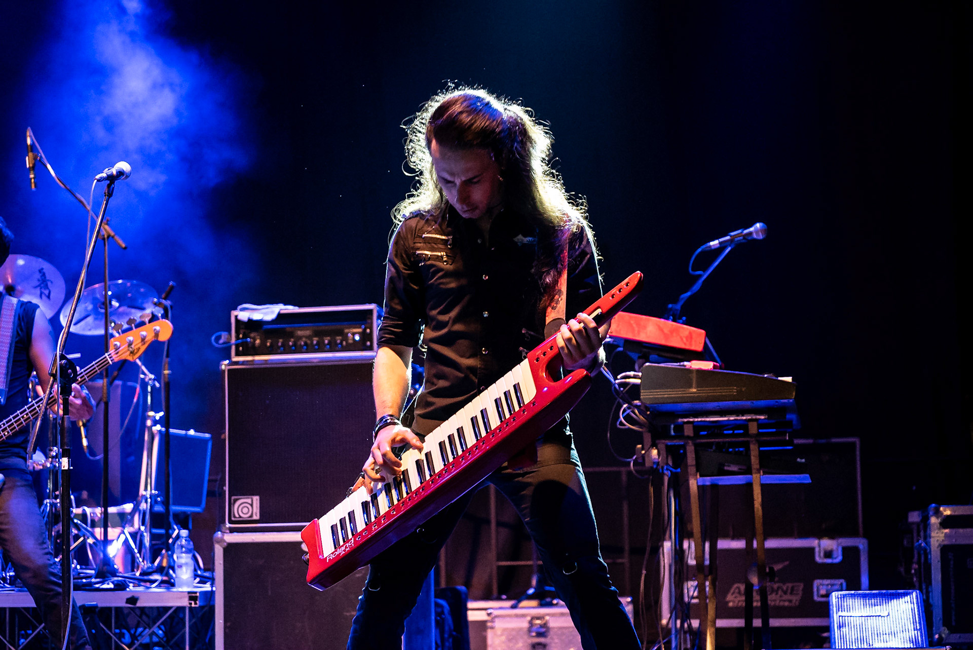 La band Bepi and the Prismas live in concerto.