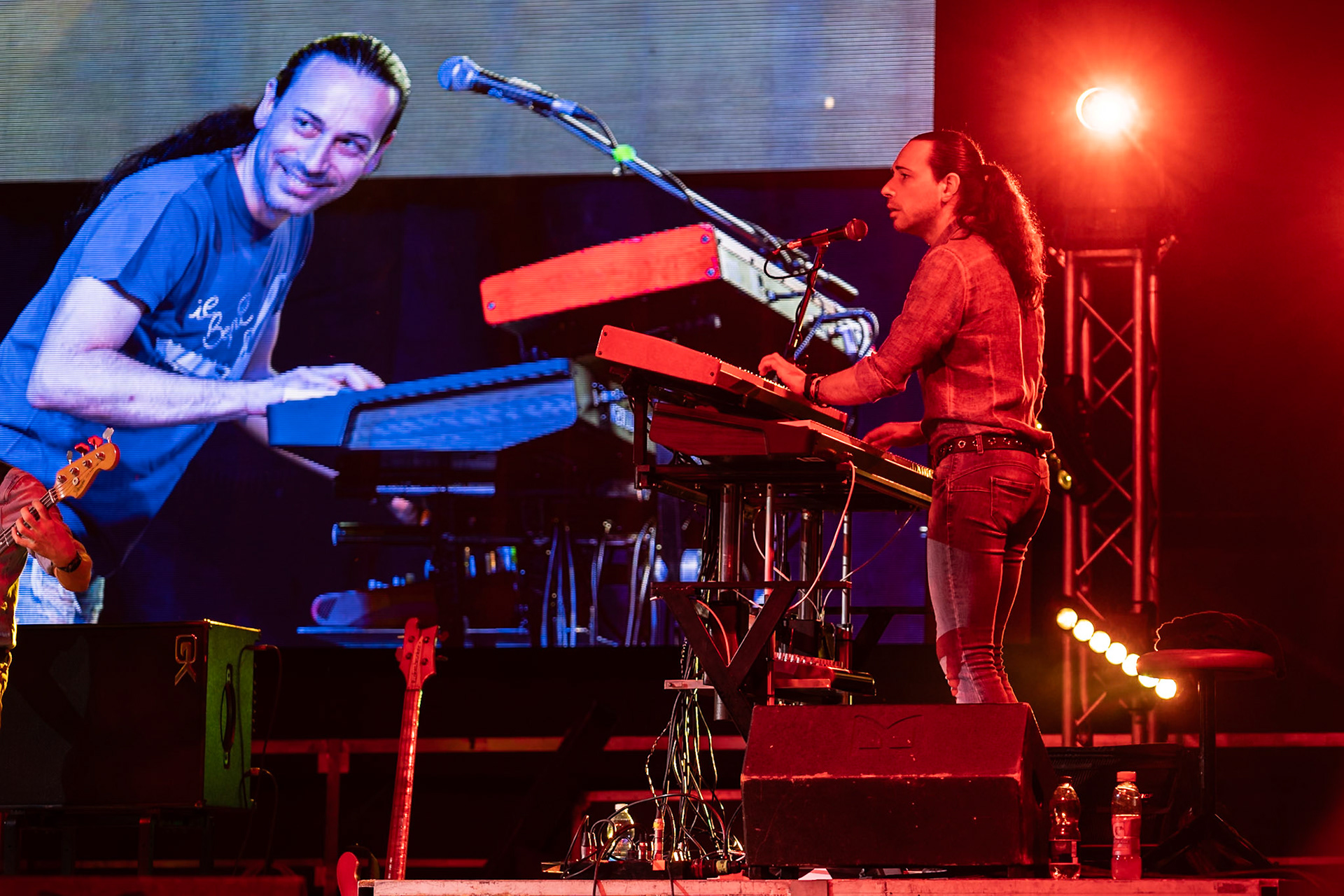 La band Bepi and the Prismas live in concerto.