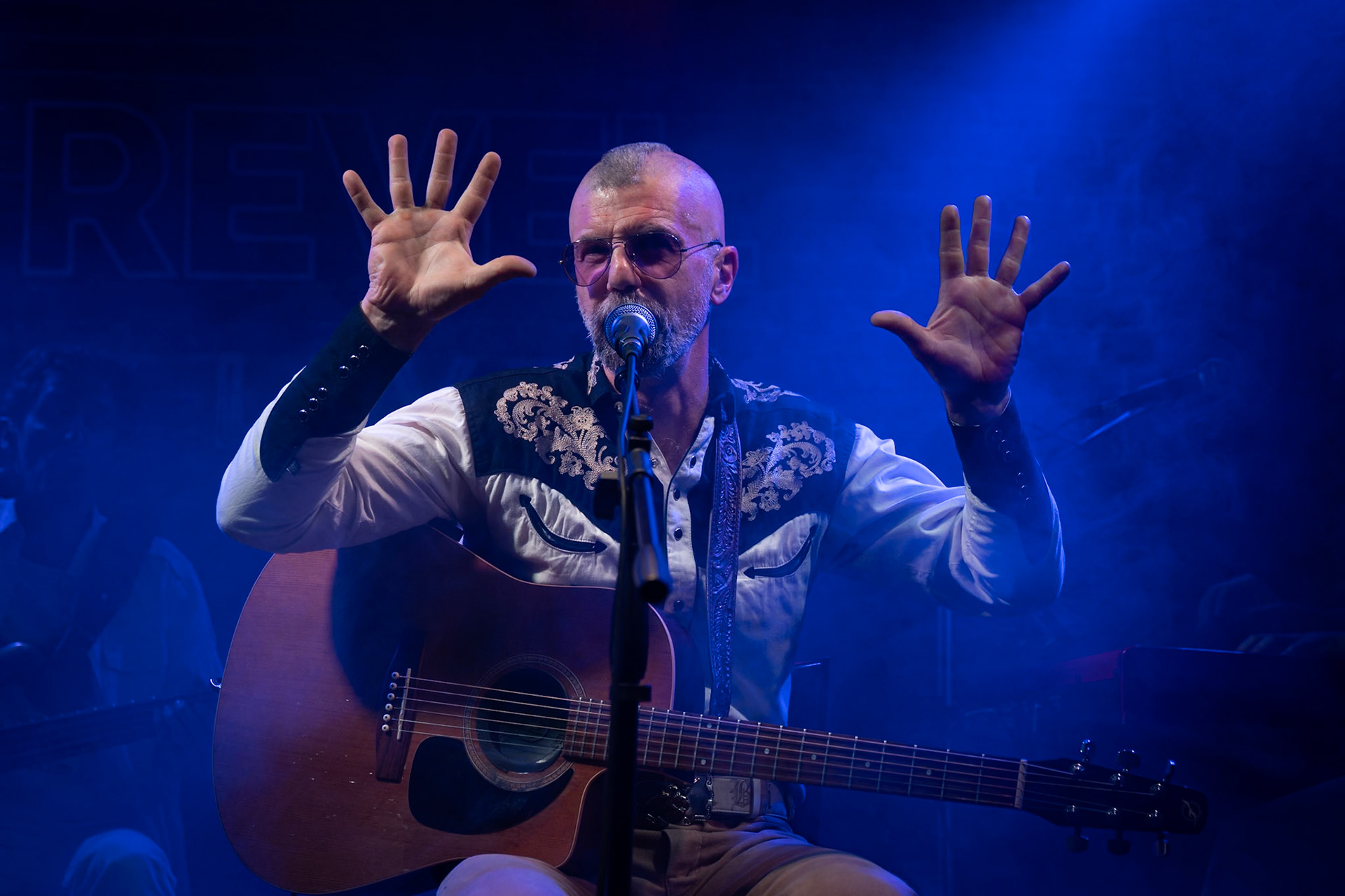 La band Bepi and the Prismas live in concerto.