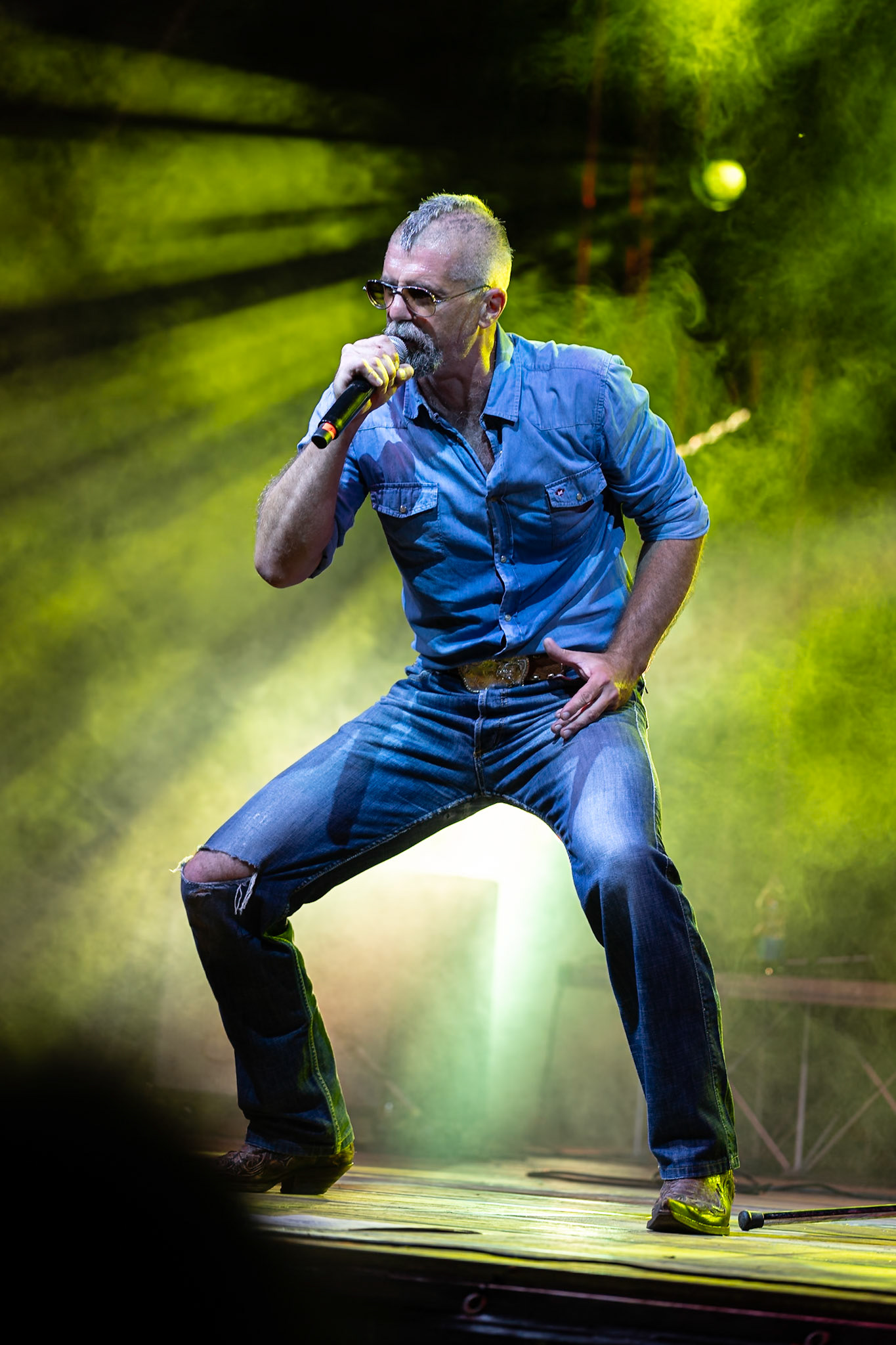 La band Bepi and the Prismas live in concerto.