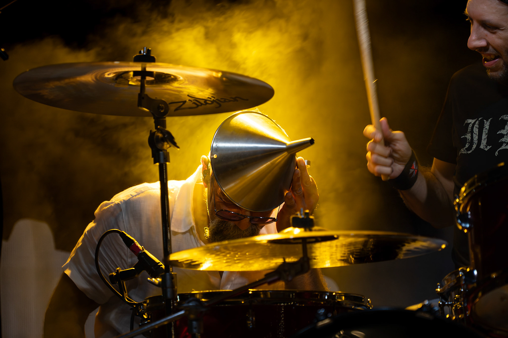 La band Bepi and the Prismas live in concerto.