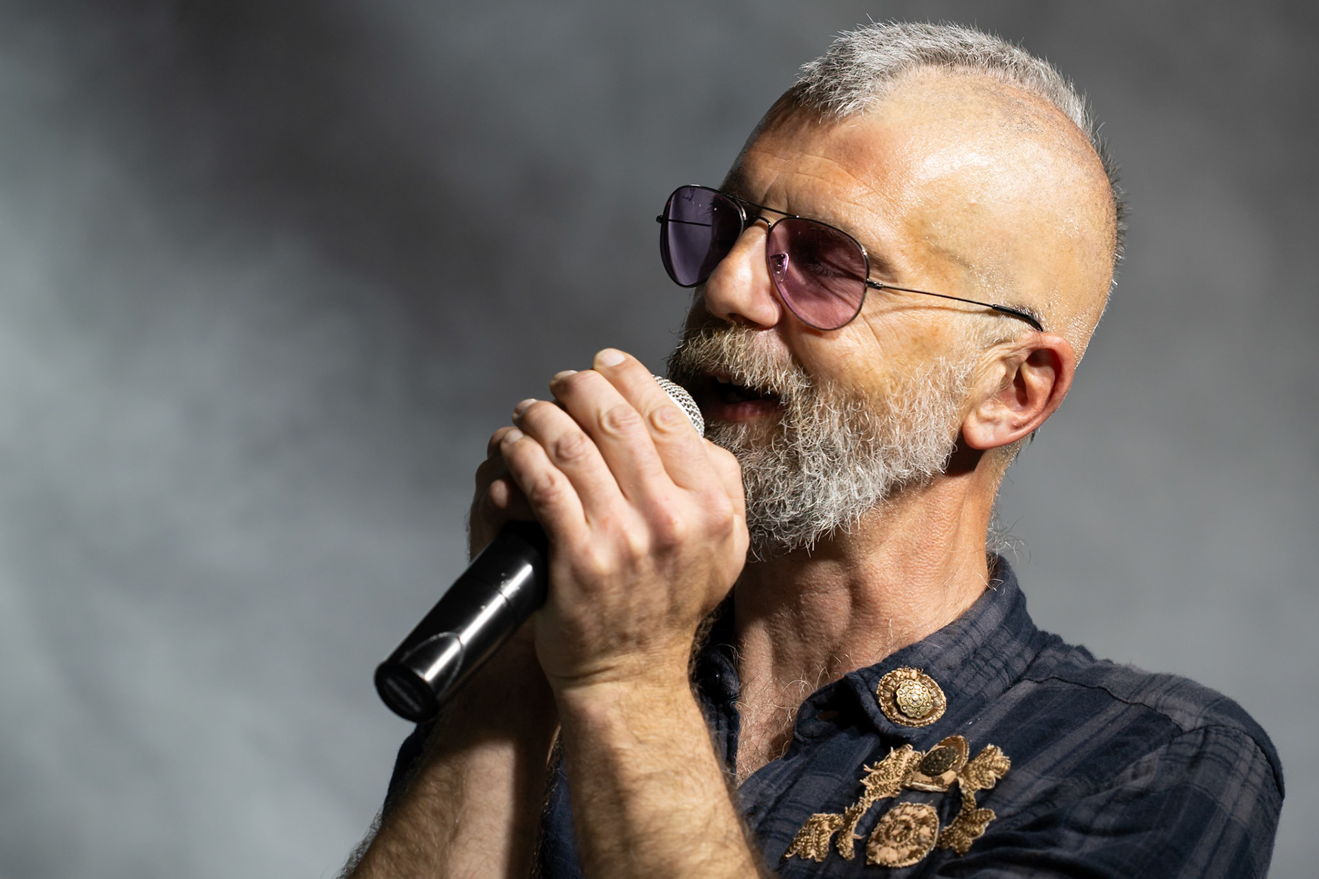 La band Bepi and the Prismas live in concerto.