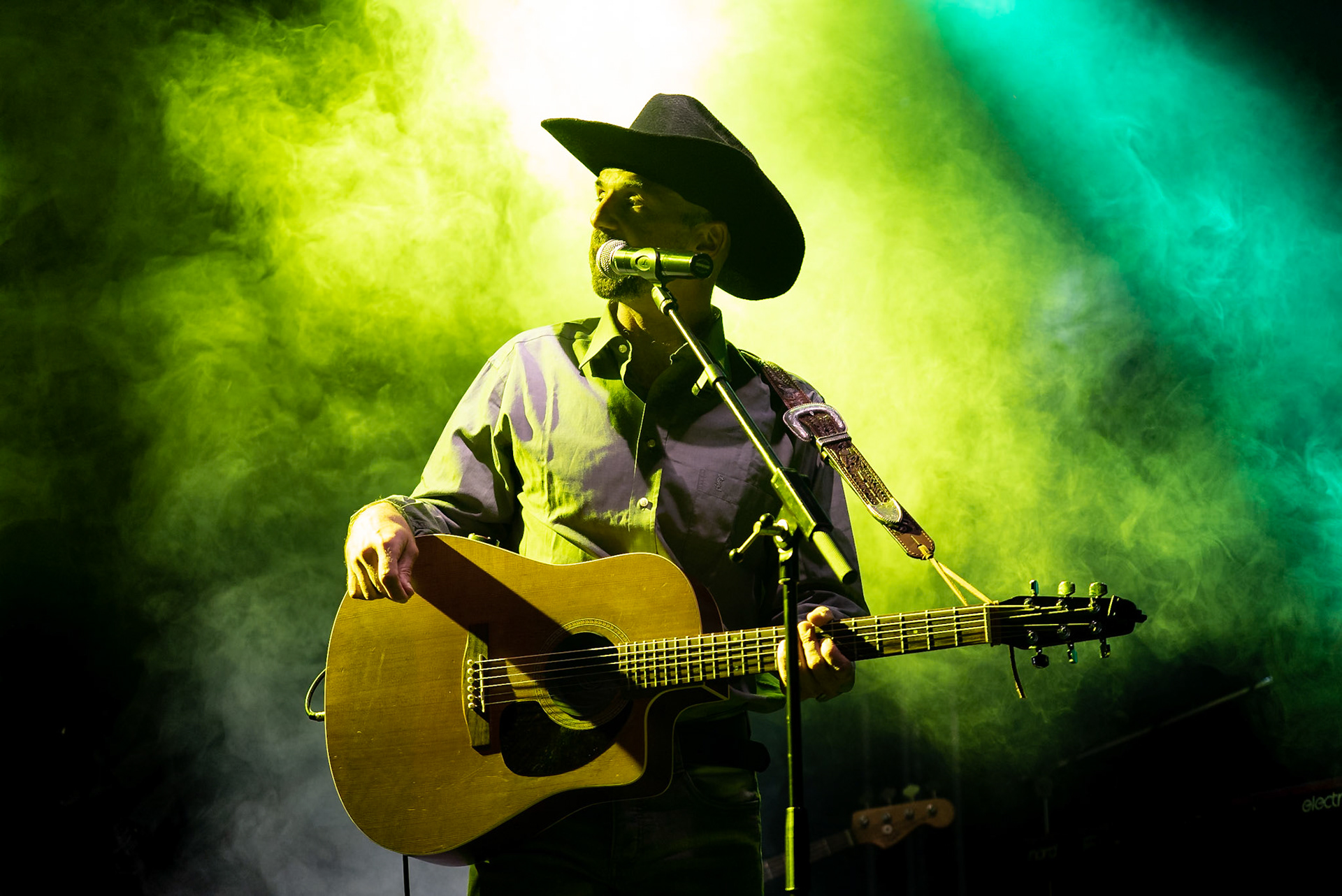 La band Bepi and the Prismas live in concerto.