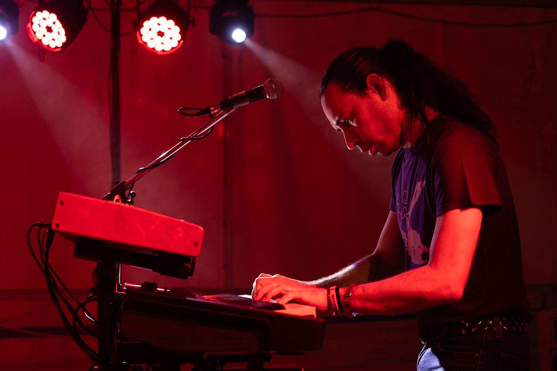 La band Bepi and the Prismas live in concerto.