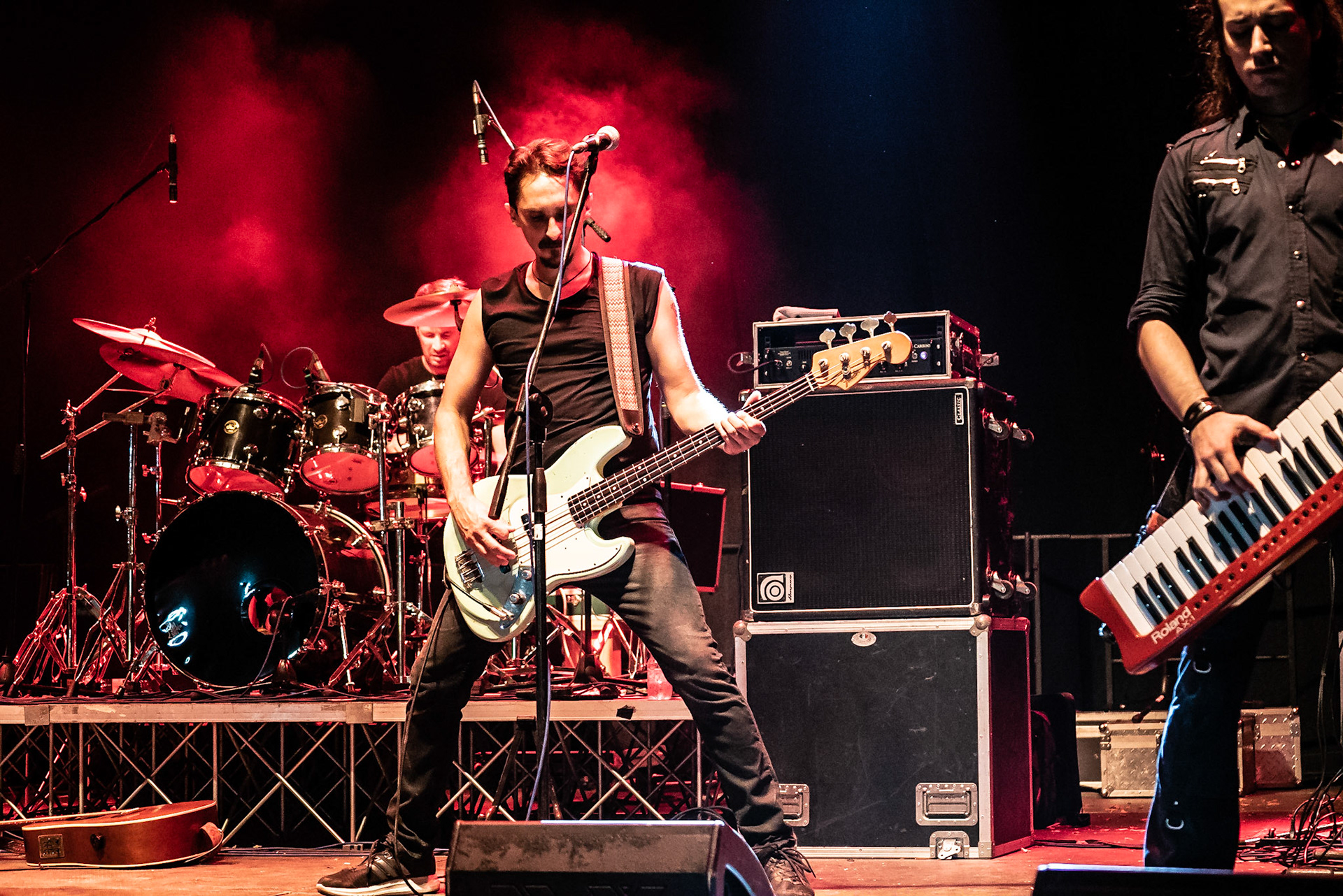 La band Bepi and the Prismas live in concerto.